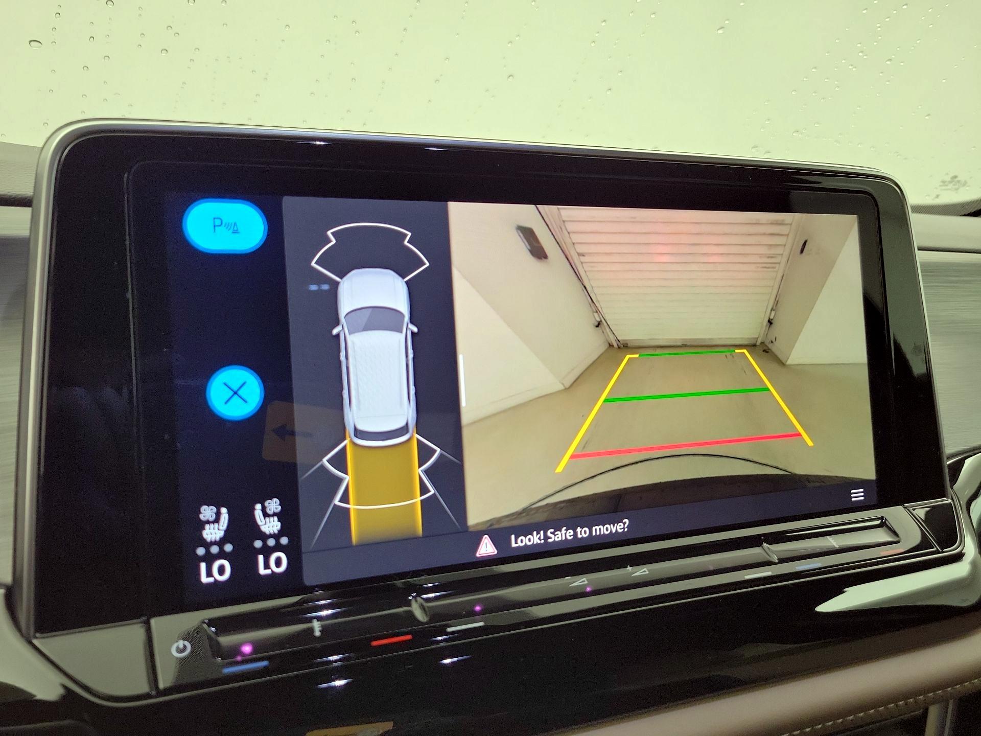 Thumbnail: 2024 Volkswagen Atlas - 14