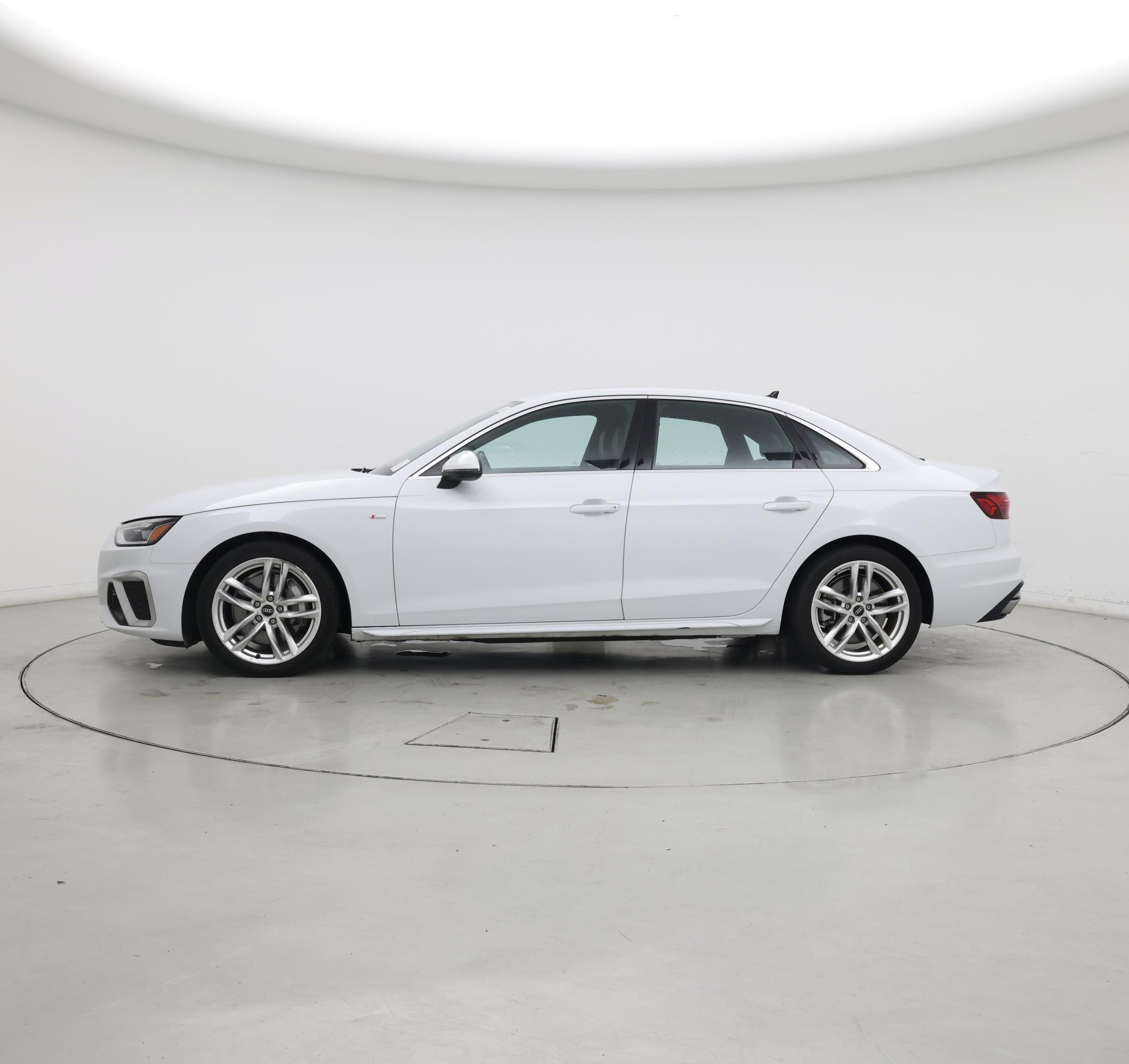 Thumbnail: 2022 Audi A4 - 3