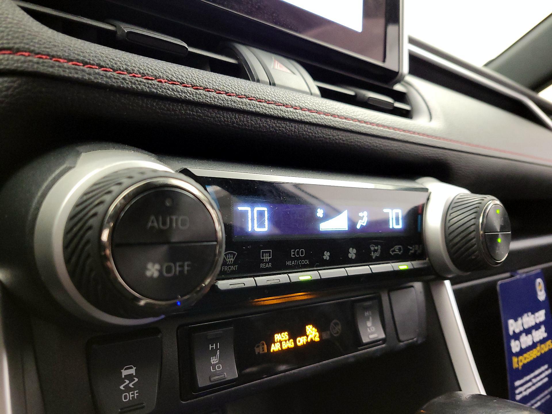 Thumbnail: 2023 Toyota RAV4 - 16