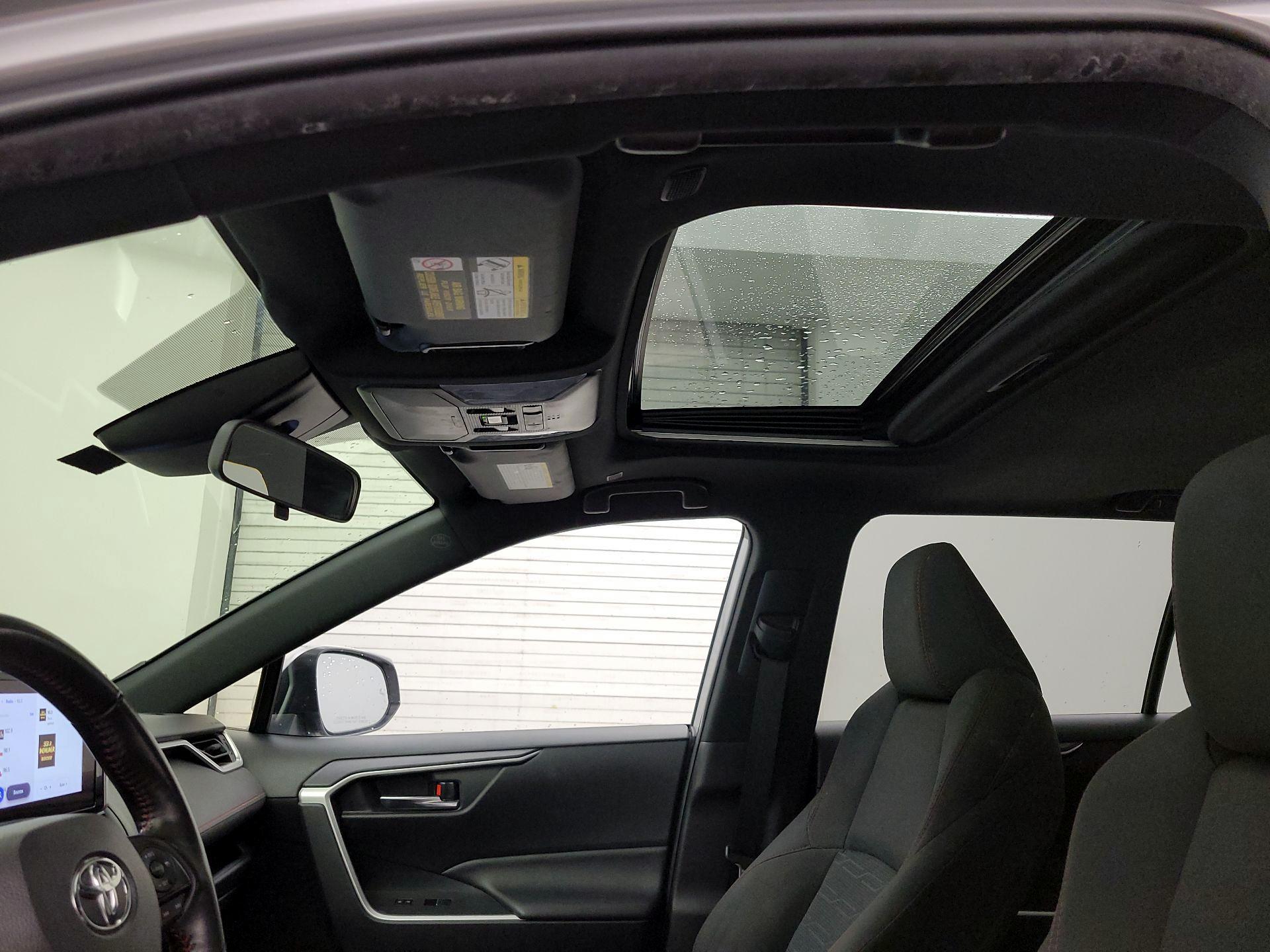 Thumbnail: 2023 Toyota RAV4 - 19