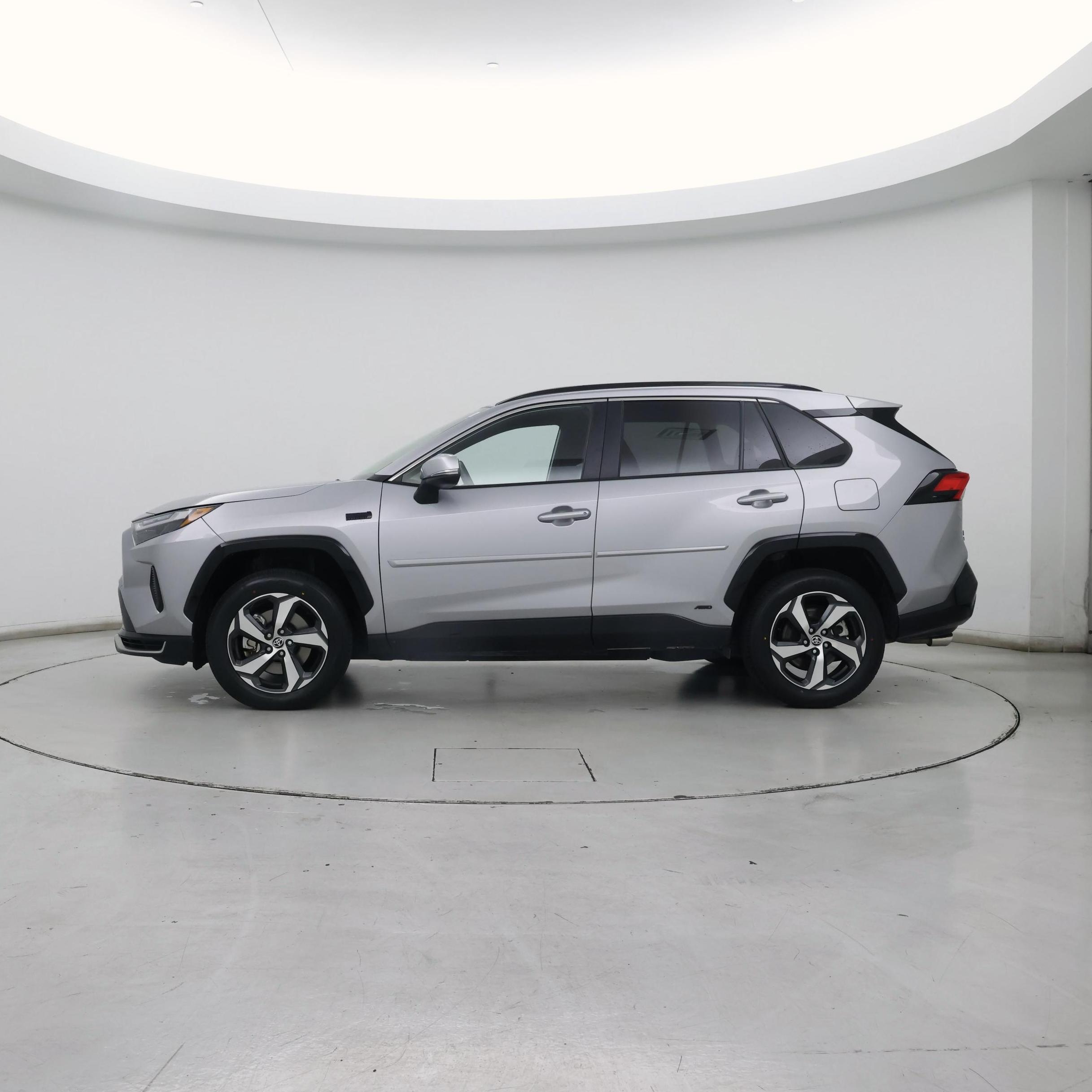 Thumbnail: 2023 Toyota RAV4 - 3