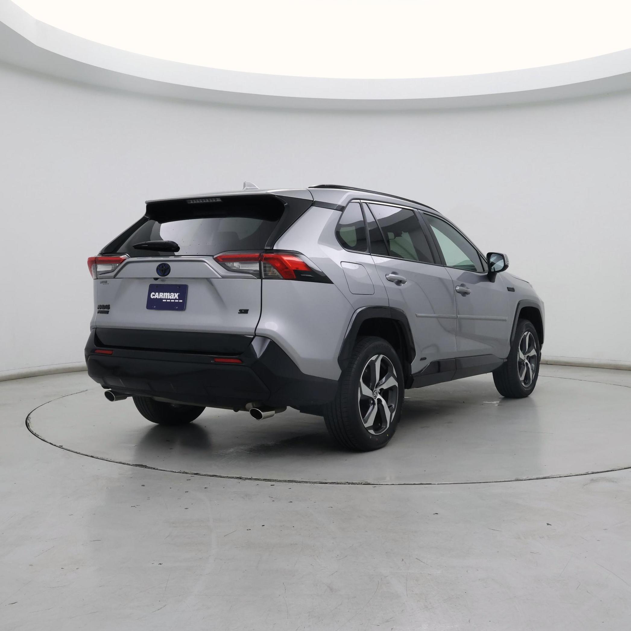 Thumbnail: 2023 Toyota RAV4 - 8