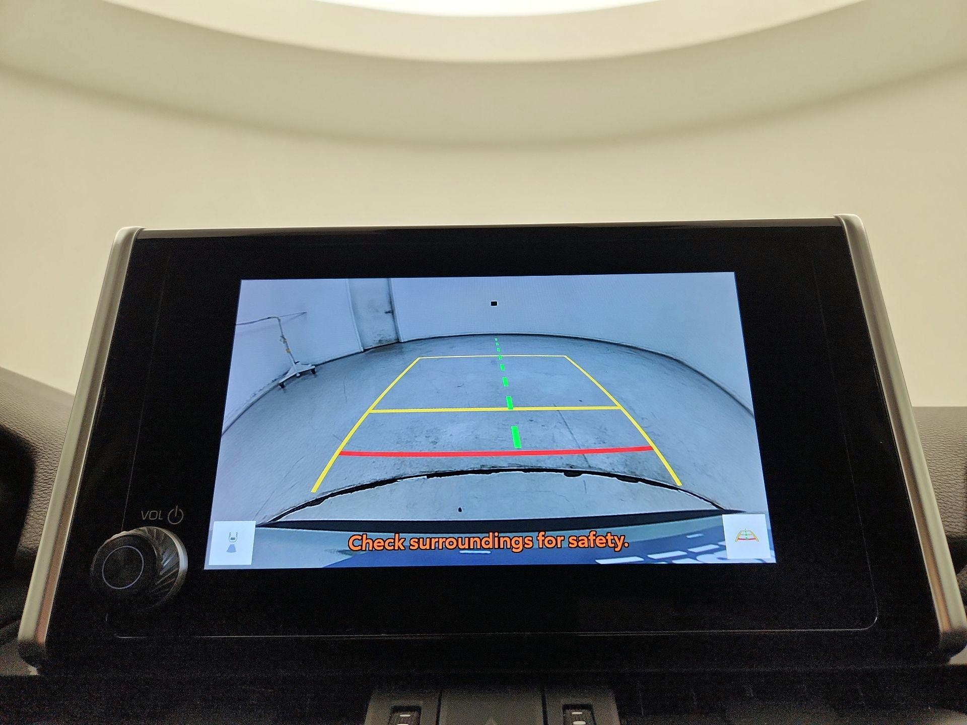 Thumbnail: 2023 Toyota RAV4 - 14