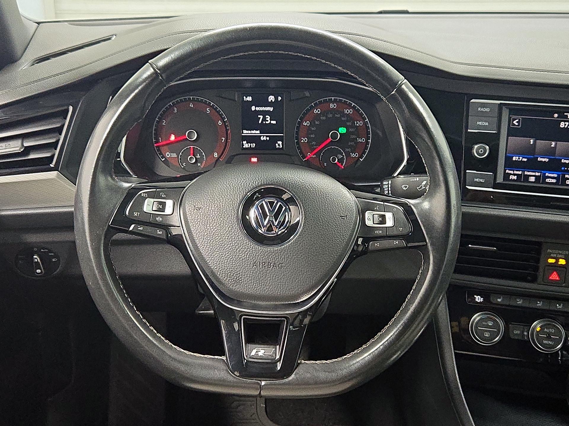 Thumbnail: 2021 Volkswagen Jetta - 10