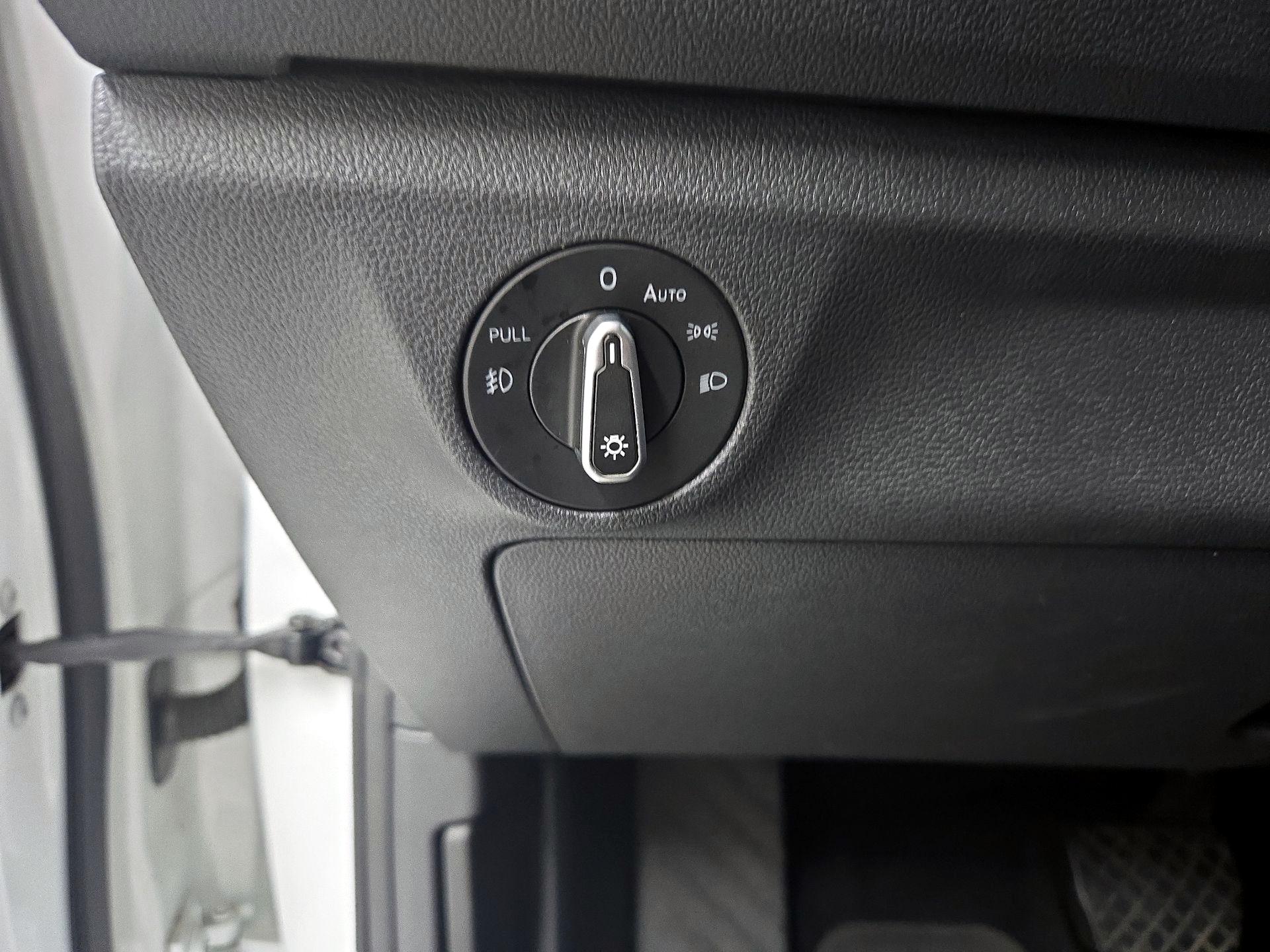 Thumbnail: 2021 Volkswagen Jetta - 13