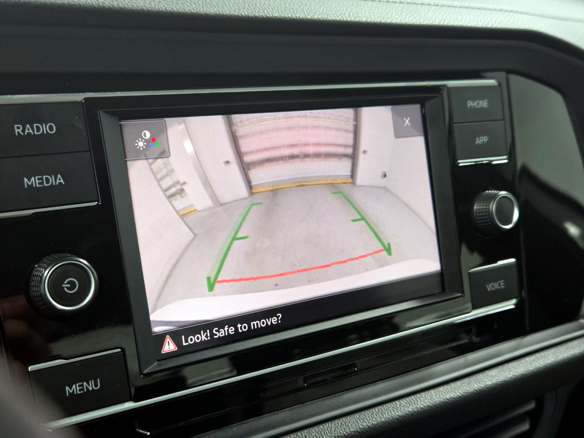 Thumbnail: 2021 Volkswagen Jetta - 14