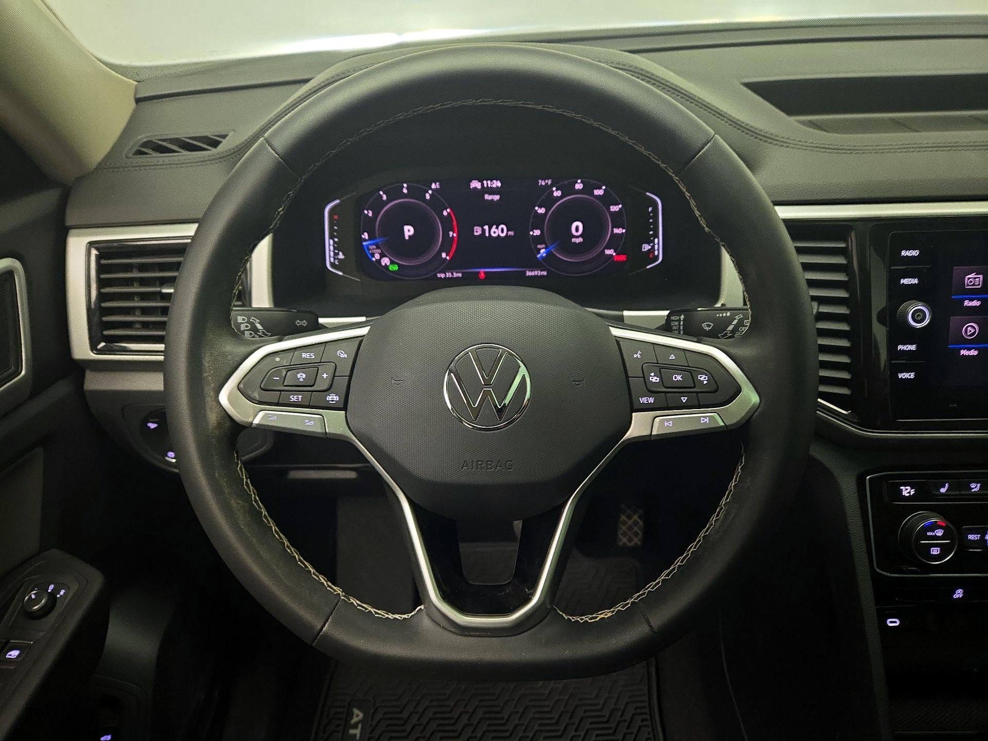 Thumbnail: 2023 Volkswagen Atlas - 10