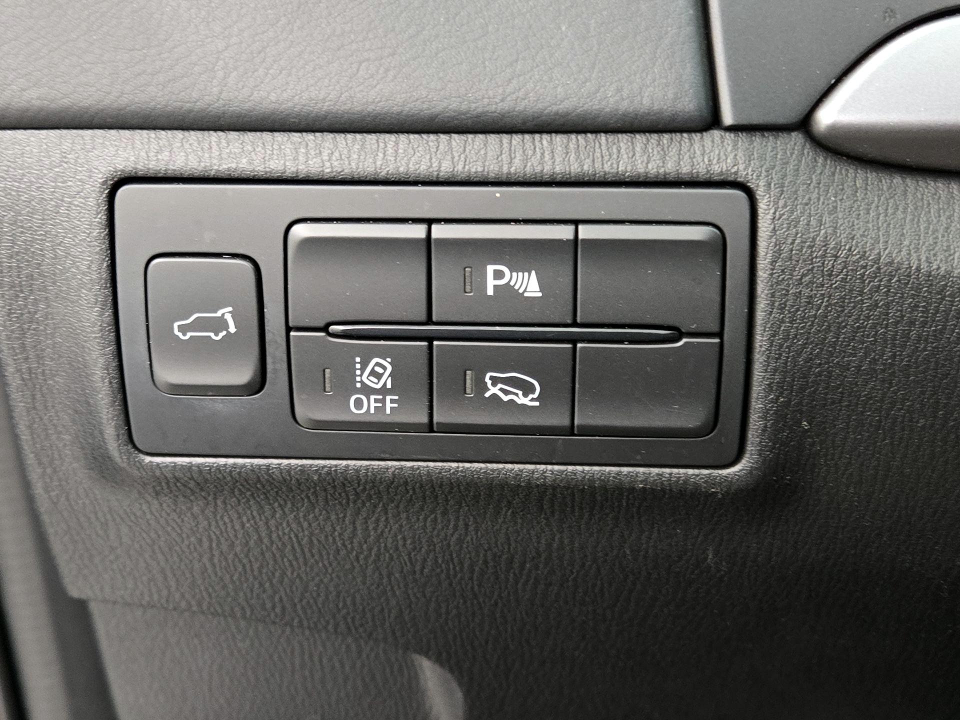 Thumbnail: 2022 Mazda CX-9 - 13