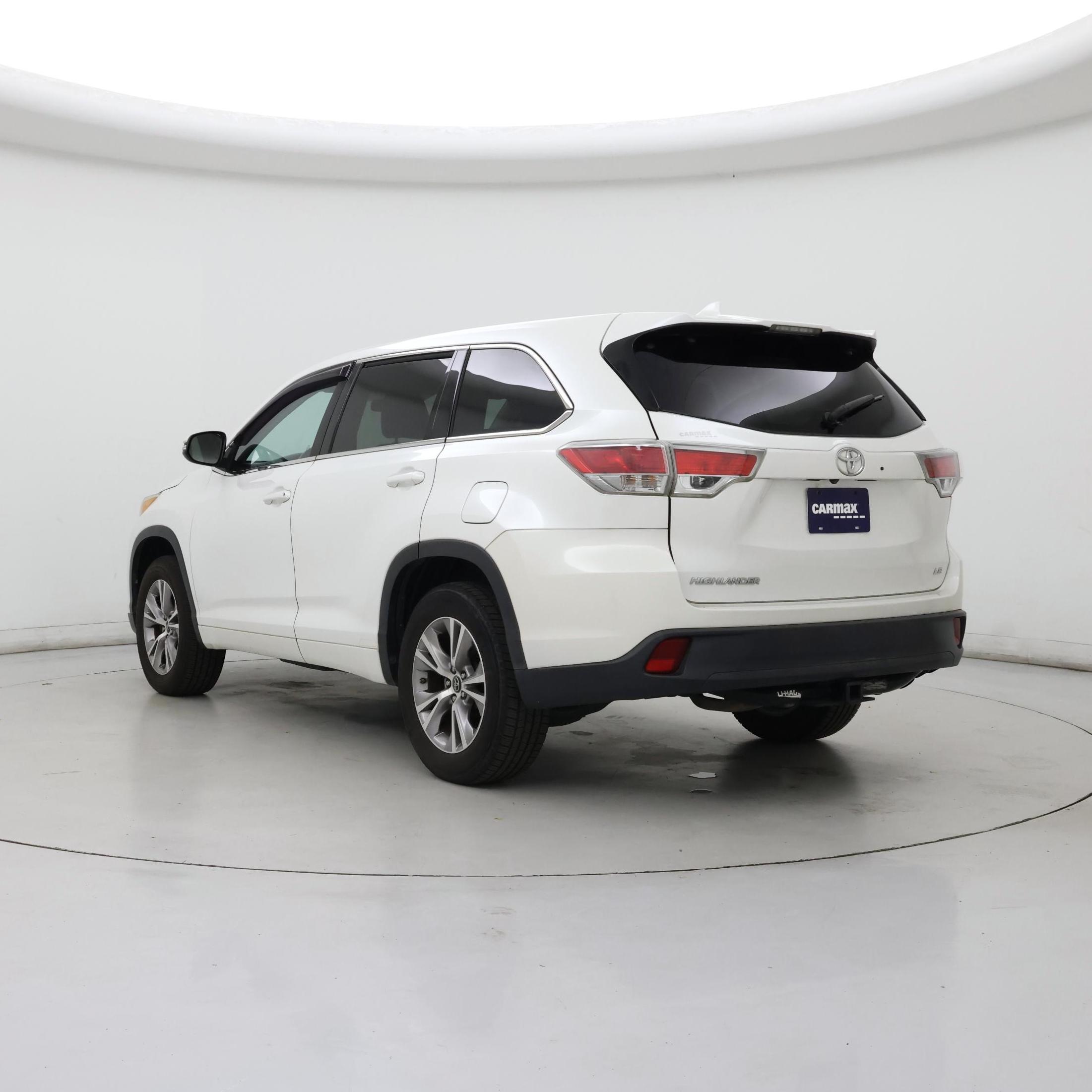 Thumbnail: 2016 Toyota Highlander - 2