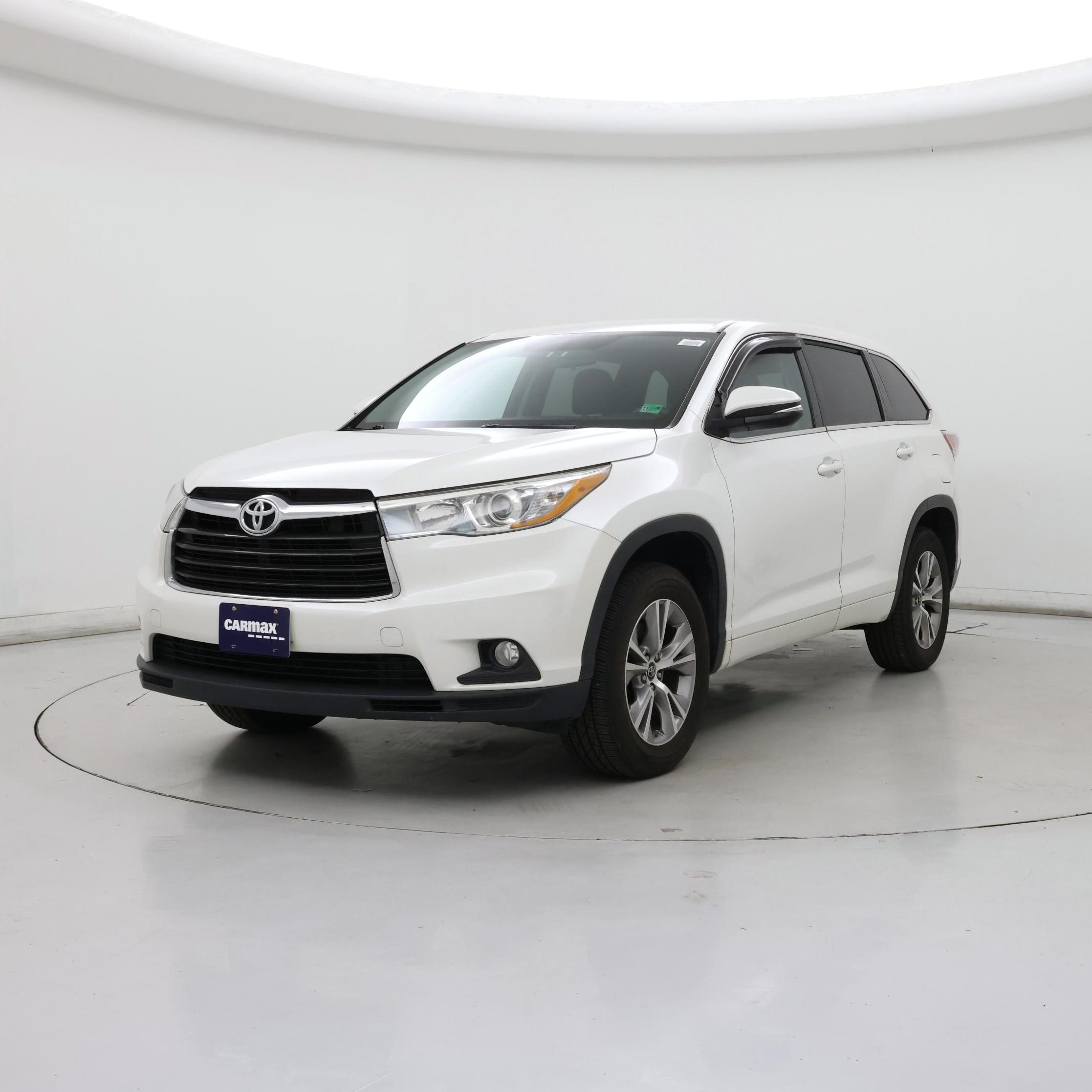 Thumbnail: 2016 Toyota Highlander - 4
