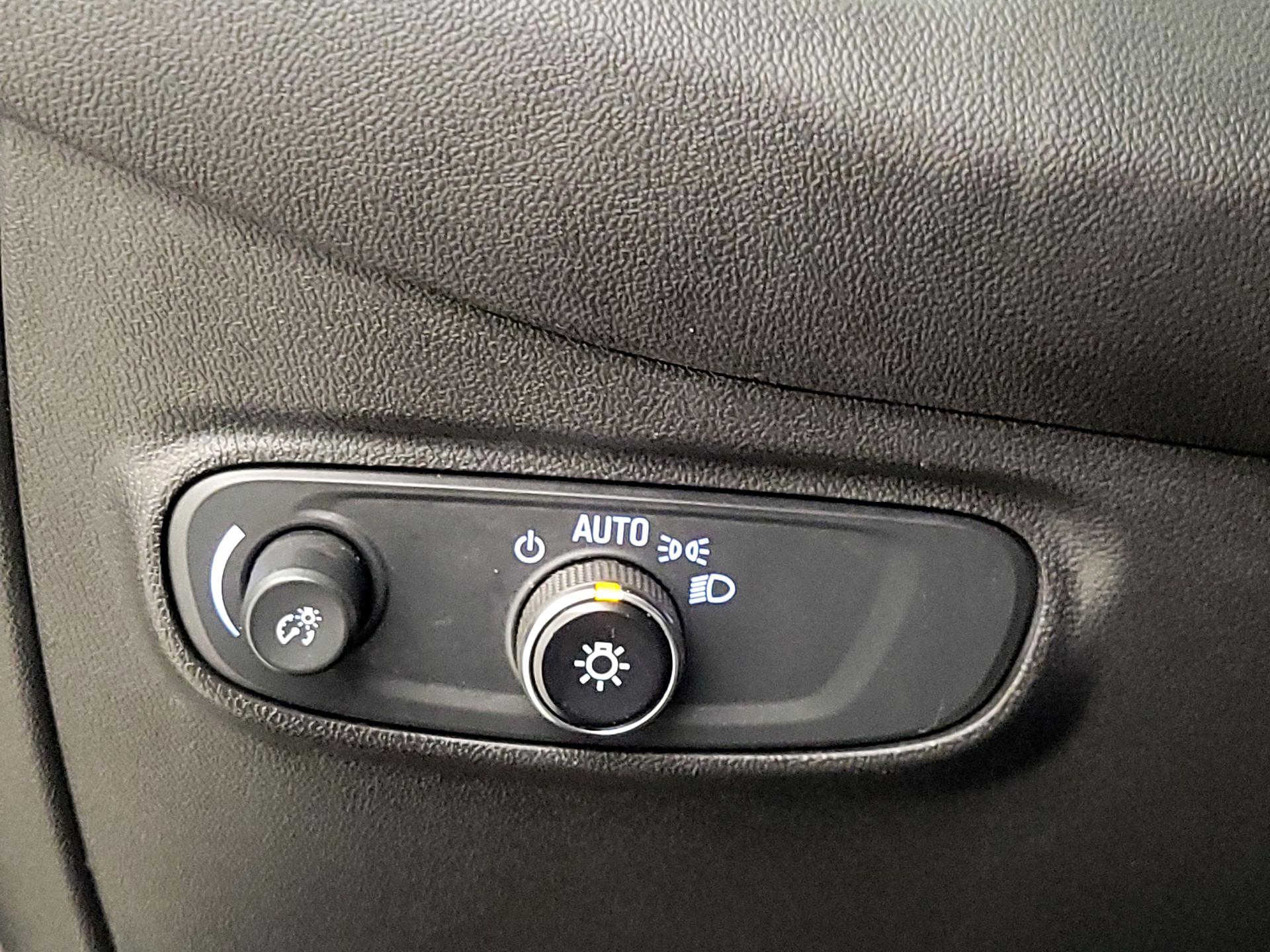 Thumbnail: 2023 Chevrolet Equinox - 13