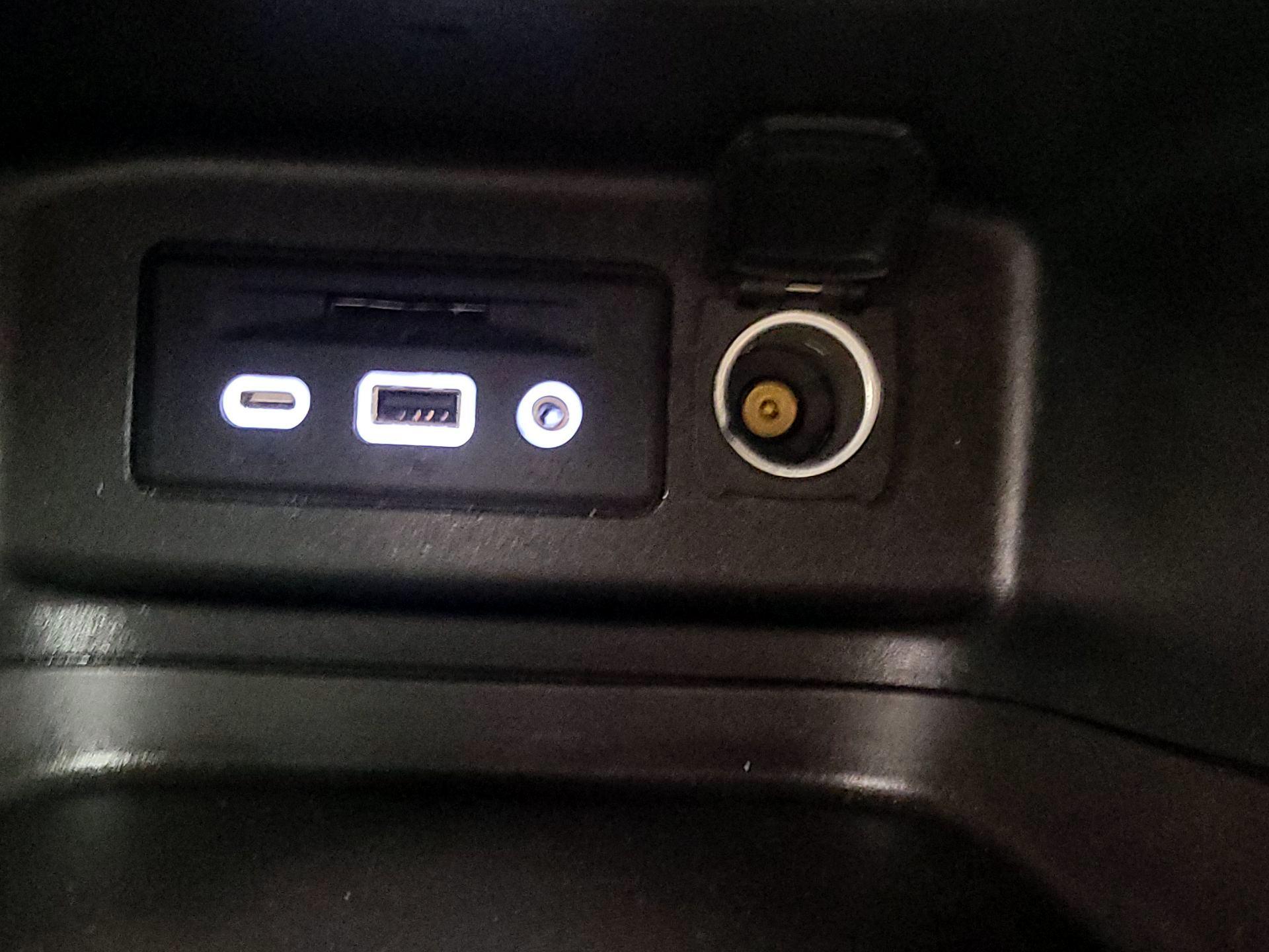 Thumbnail: 2023 Chevrolet Equinox - 18