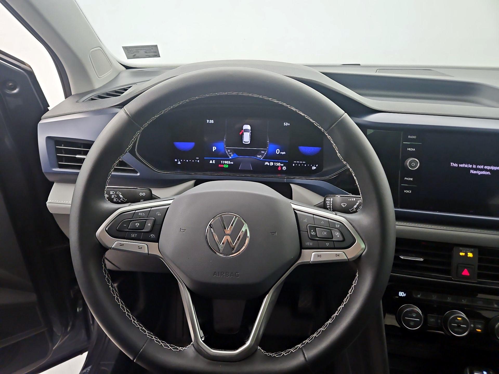 Thumbnail: 2024 Volkswagen Taos - 10