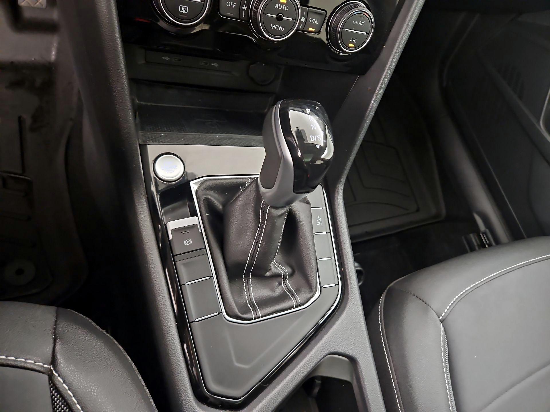 Thumbnail: 2024 Volkswagen Taos - 17