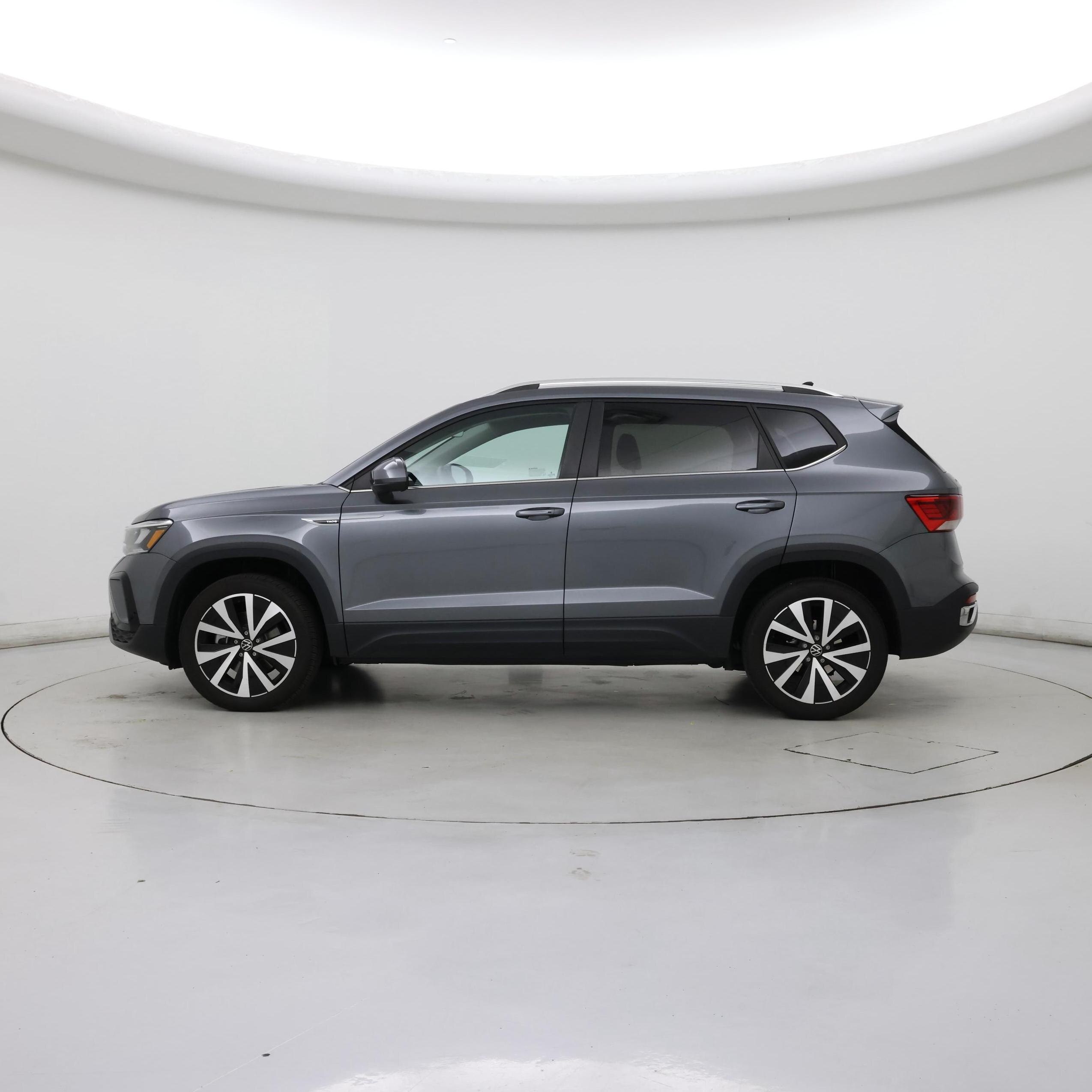 Thumbnail: 2024 Volkswagen Taos - 3