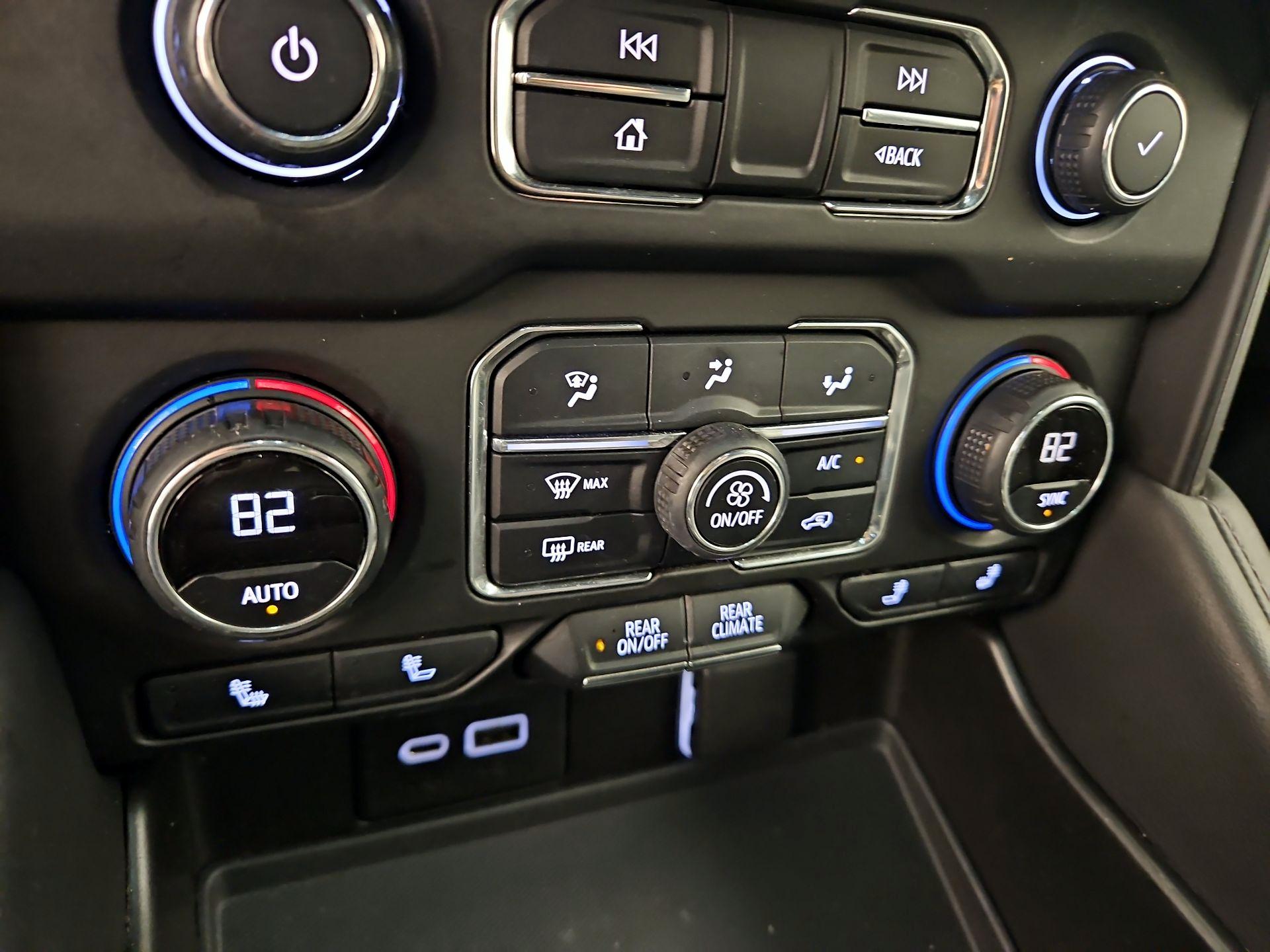 Thumbnail: 2021 Chevrolet Suburban - 16