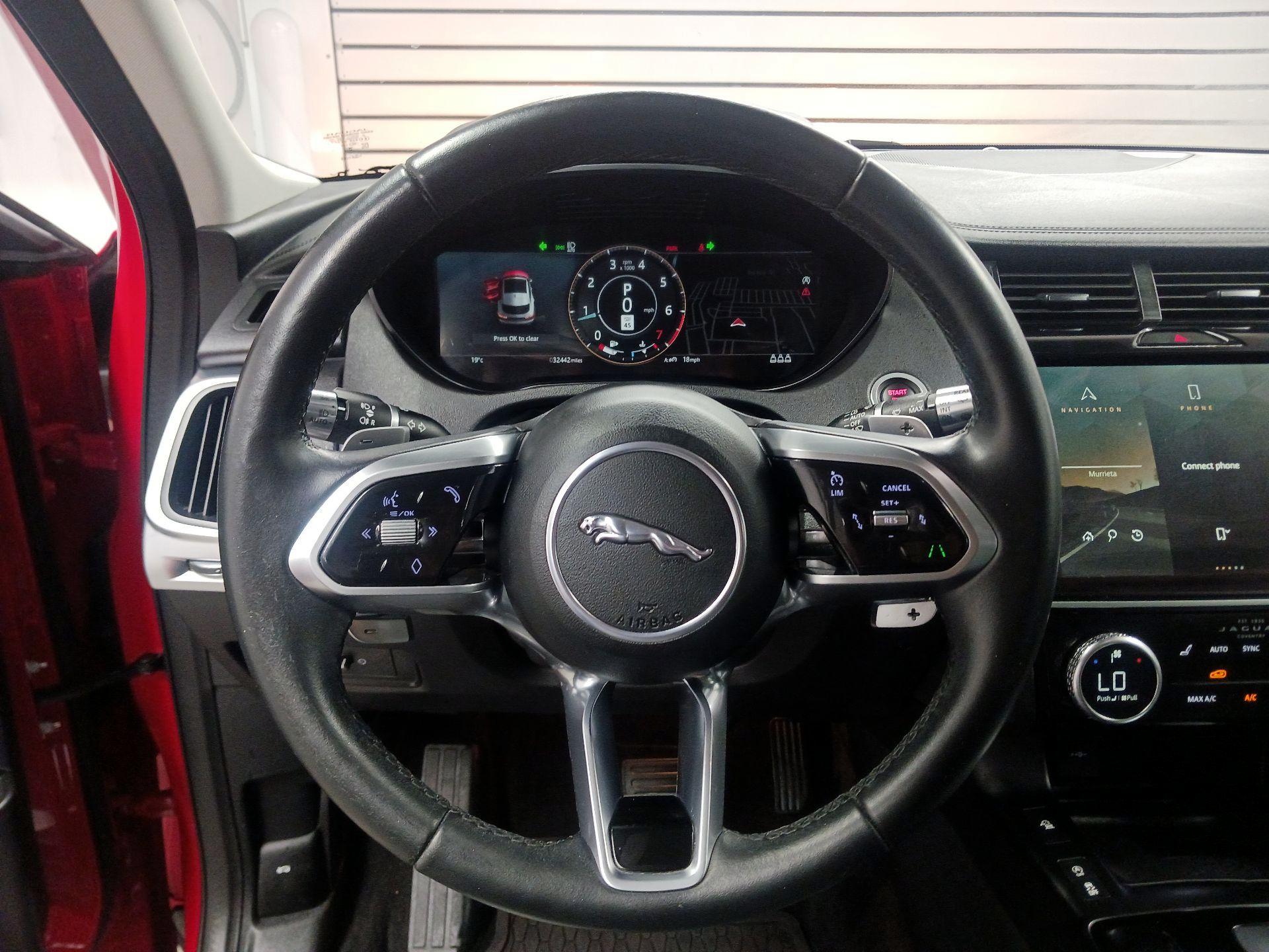 Thumbnail: 2021 Jaguar E-Pace - 10