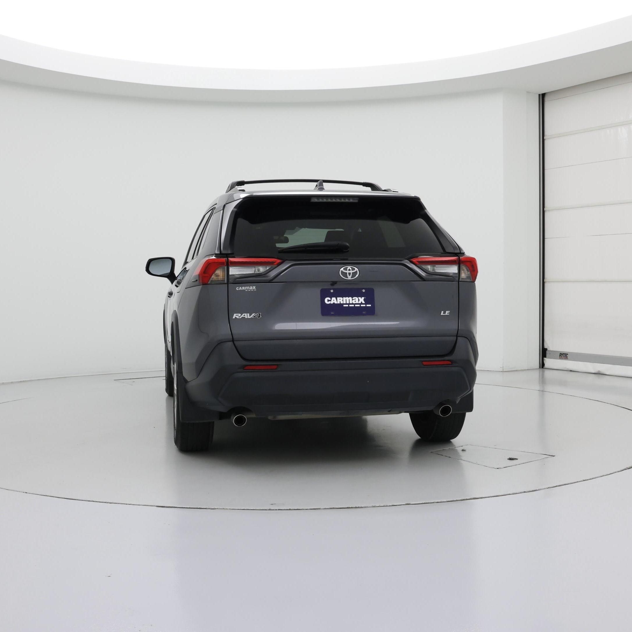 Thumbnail: 2021 Toyota RAV4 - 6