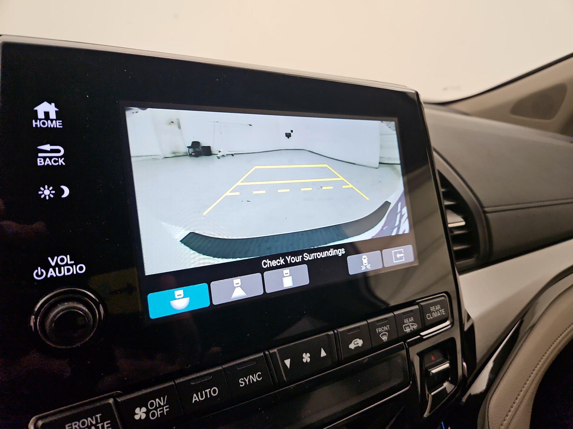 Thumbnail: 2022 Honda Odyssey - 15