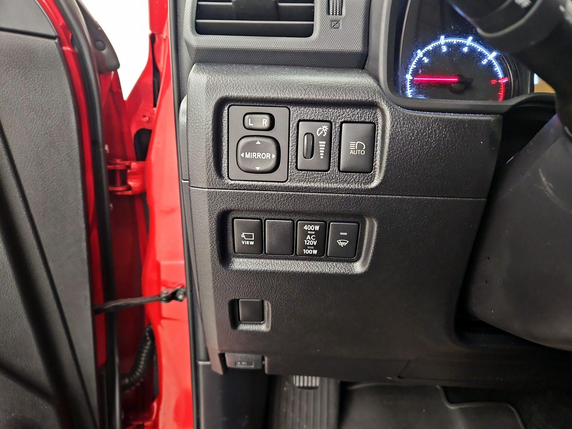 Thumbnail: 2023 Toyota 4Runner - 13