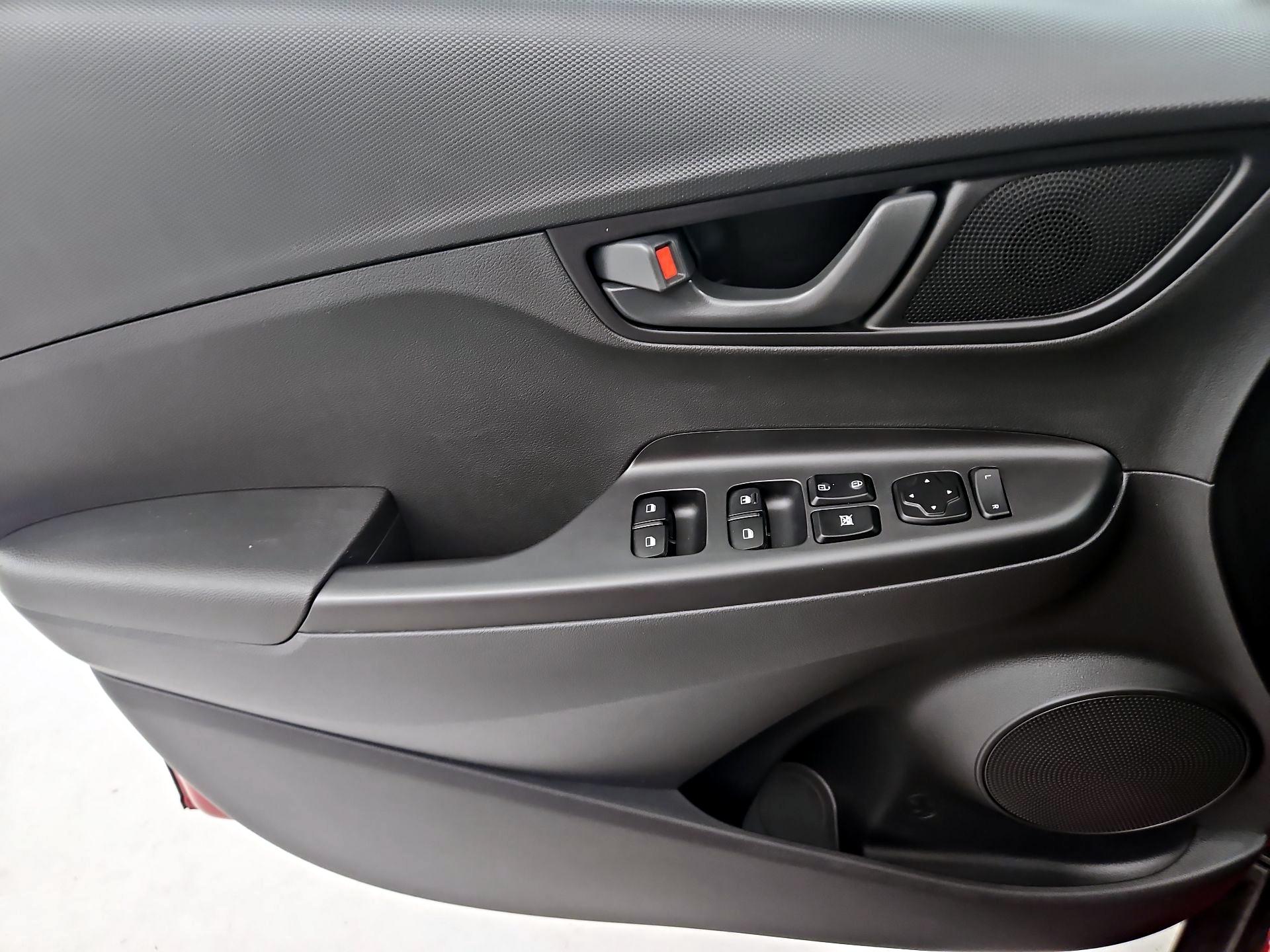 Thumbnail: 2022 Hyundai Kona - 12