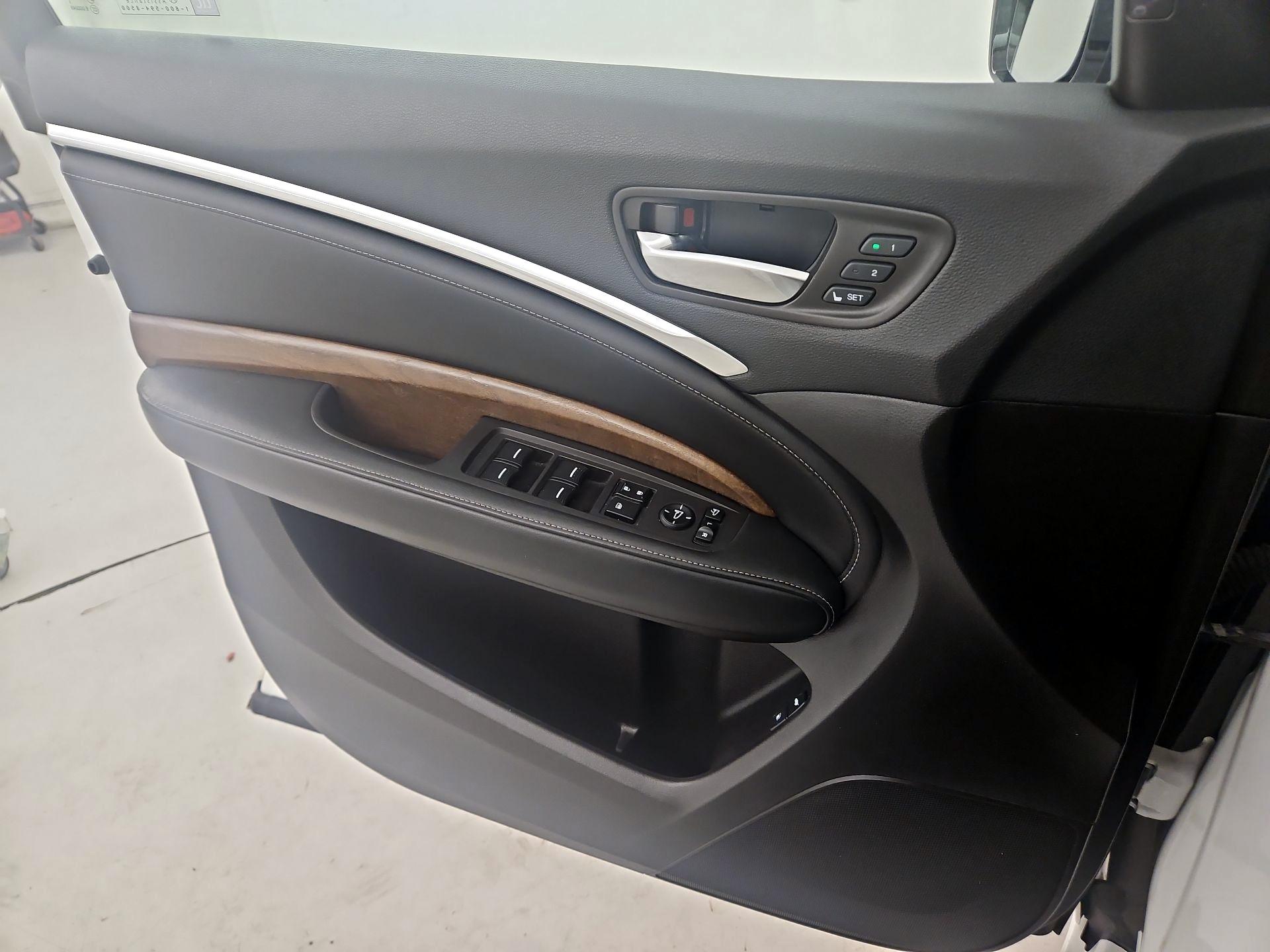 Thumbnail: 2019 Acura MDX - 12