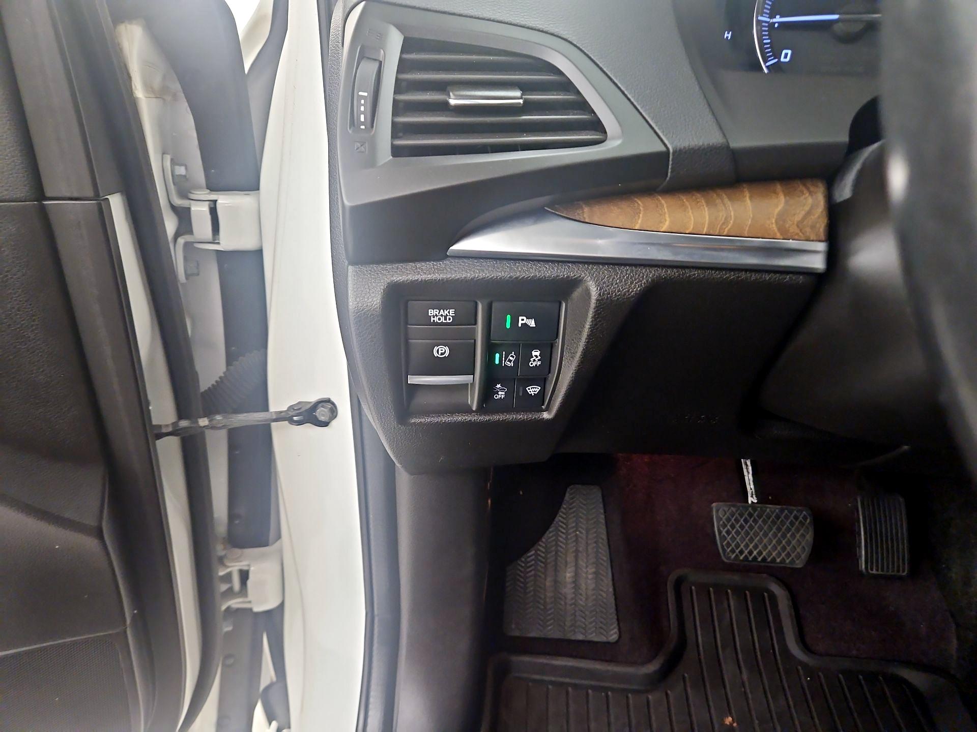 Thumbnail: 2019 Acura MDX - 13