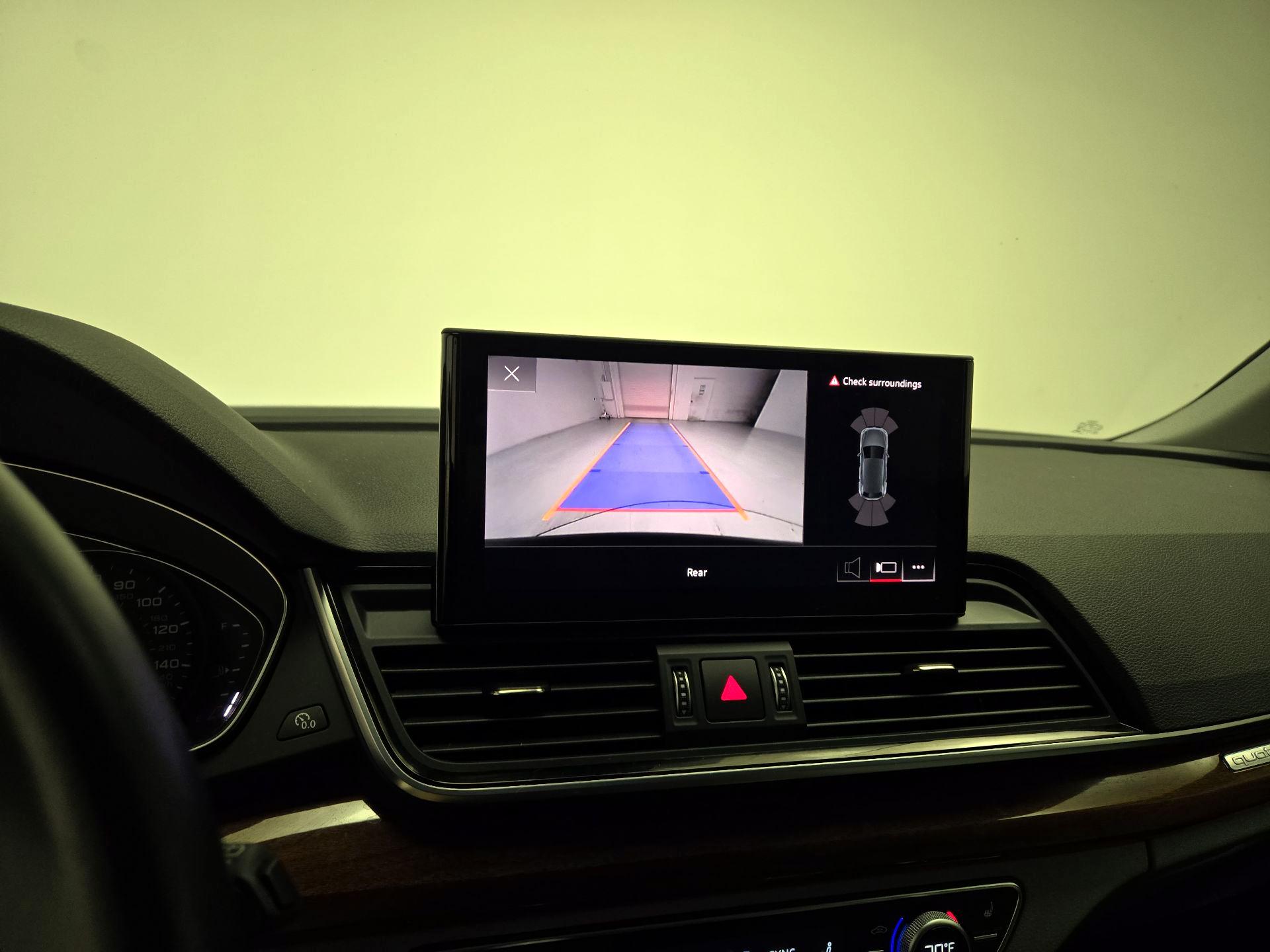 Thumbnail: 2022 Audi Q5 - 14