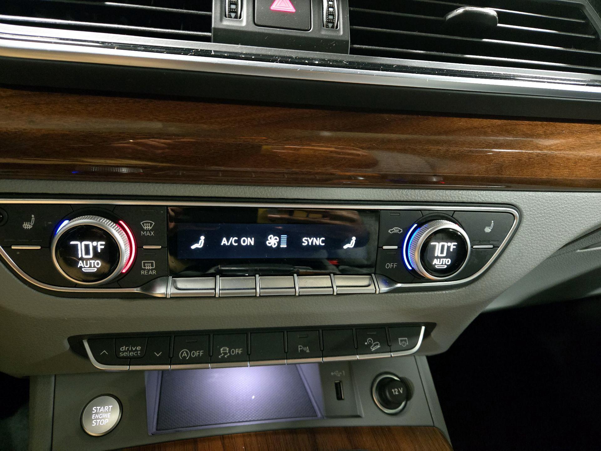 Thumbnail: 2022 Audi Q5 - 16