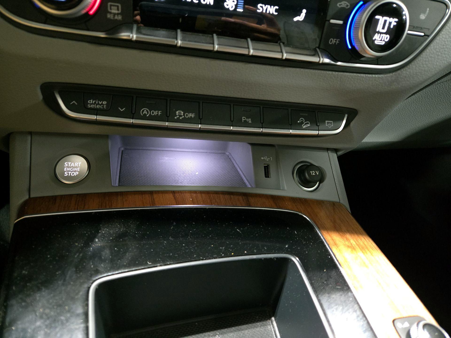 Thumbnail: 2022 Audi Q5 - 18