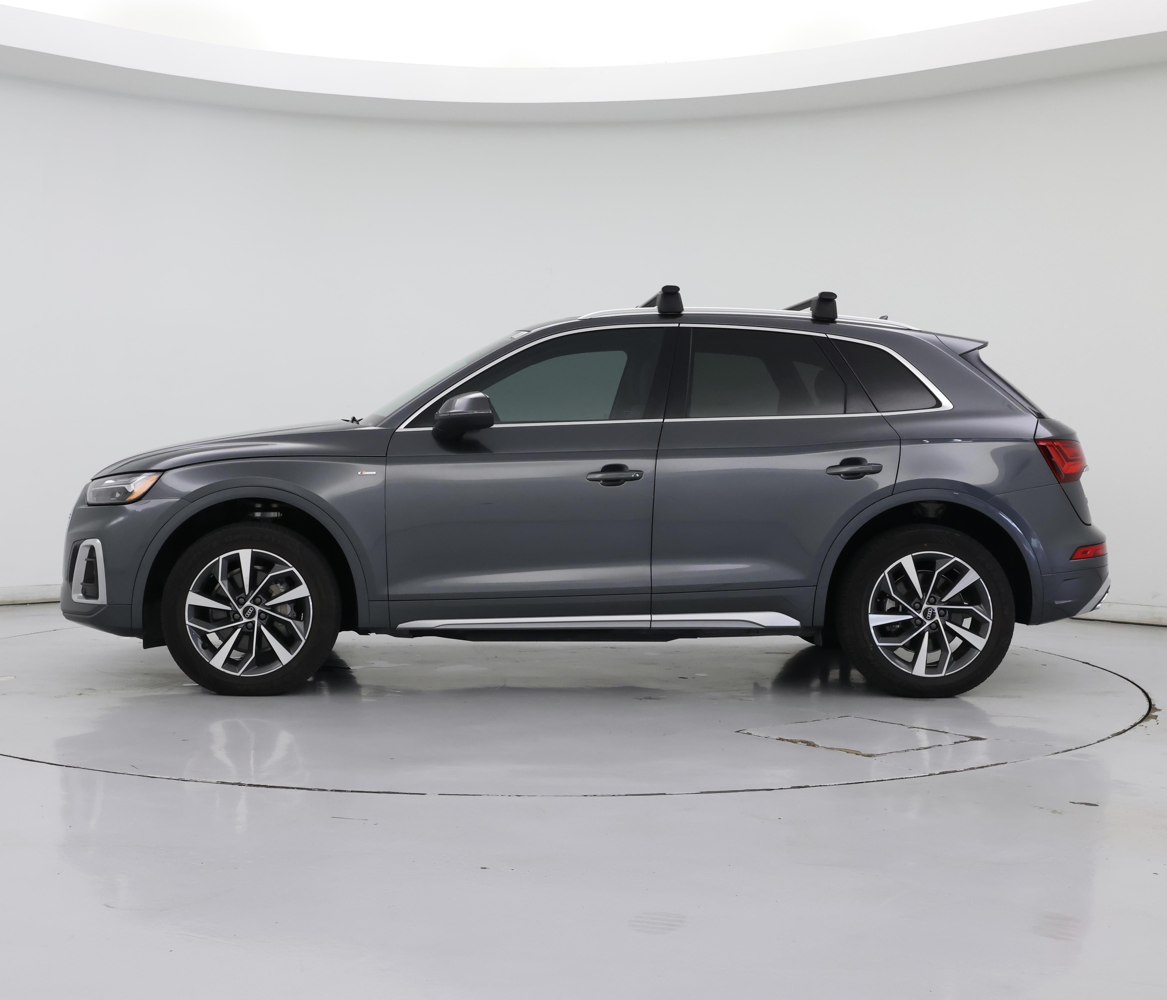 Thumbnail: 2022 Audi Q5 - 3