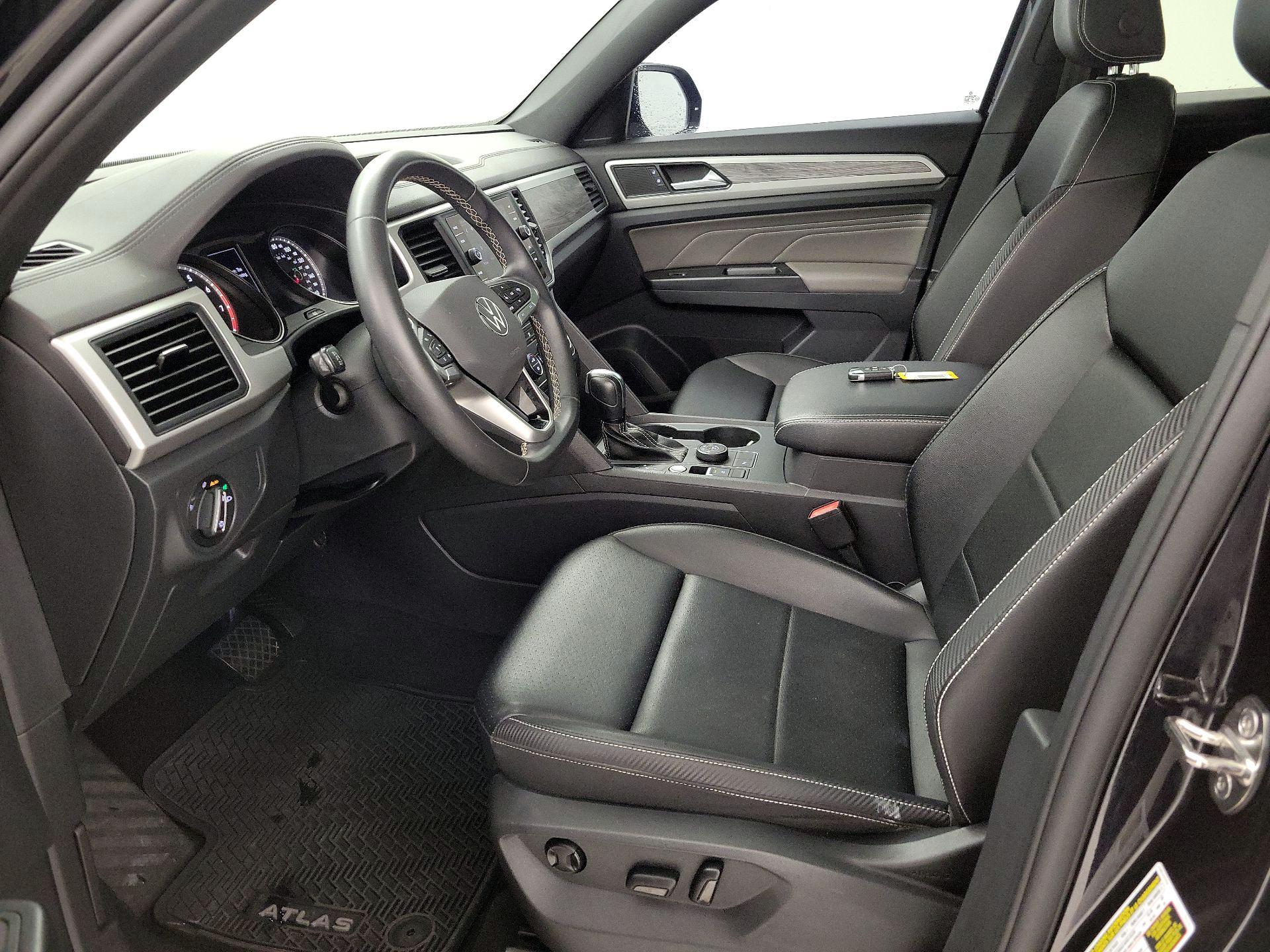 Thumbnail: 2021 Volkswagen Atlas - 11