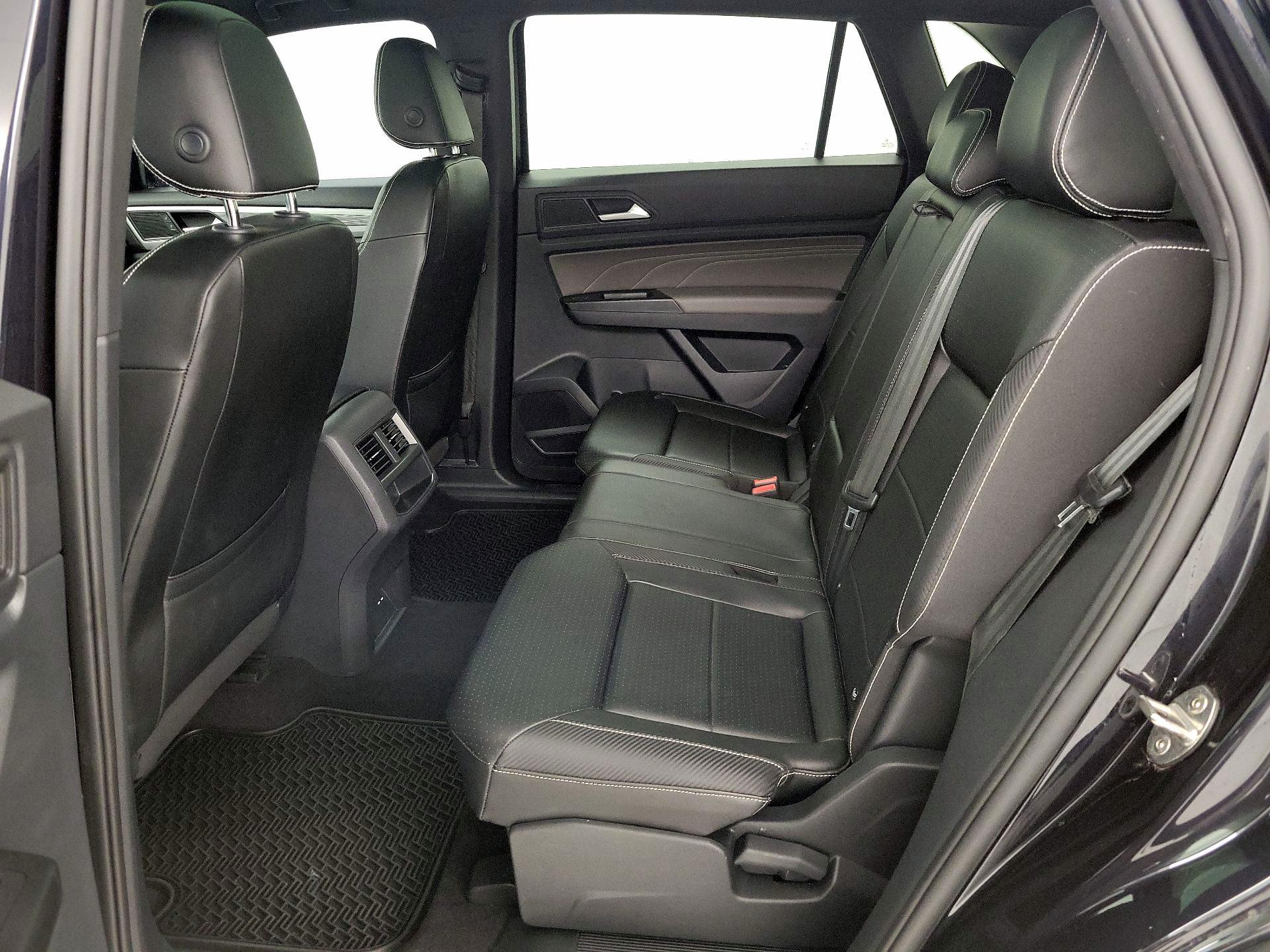 Thumbnail: 2021 Volkswagen Atlas - 20