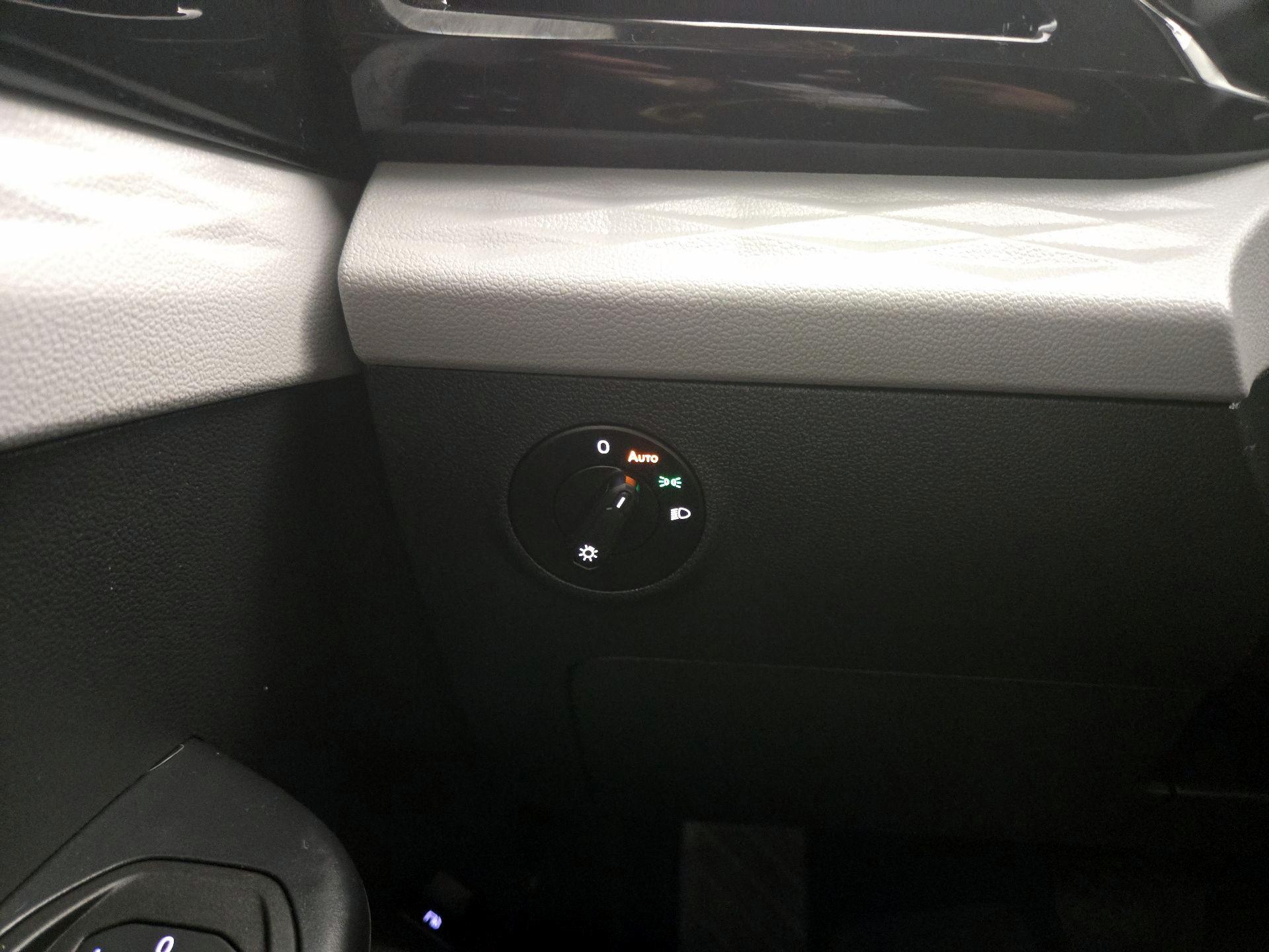 Thumbnail: 2024 Volkswagen Taos - 13