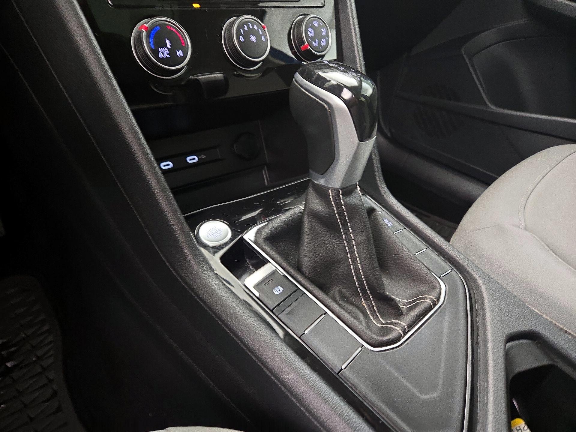 Thumbnail: 2023 Volkswagen Taos - 17