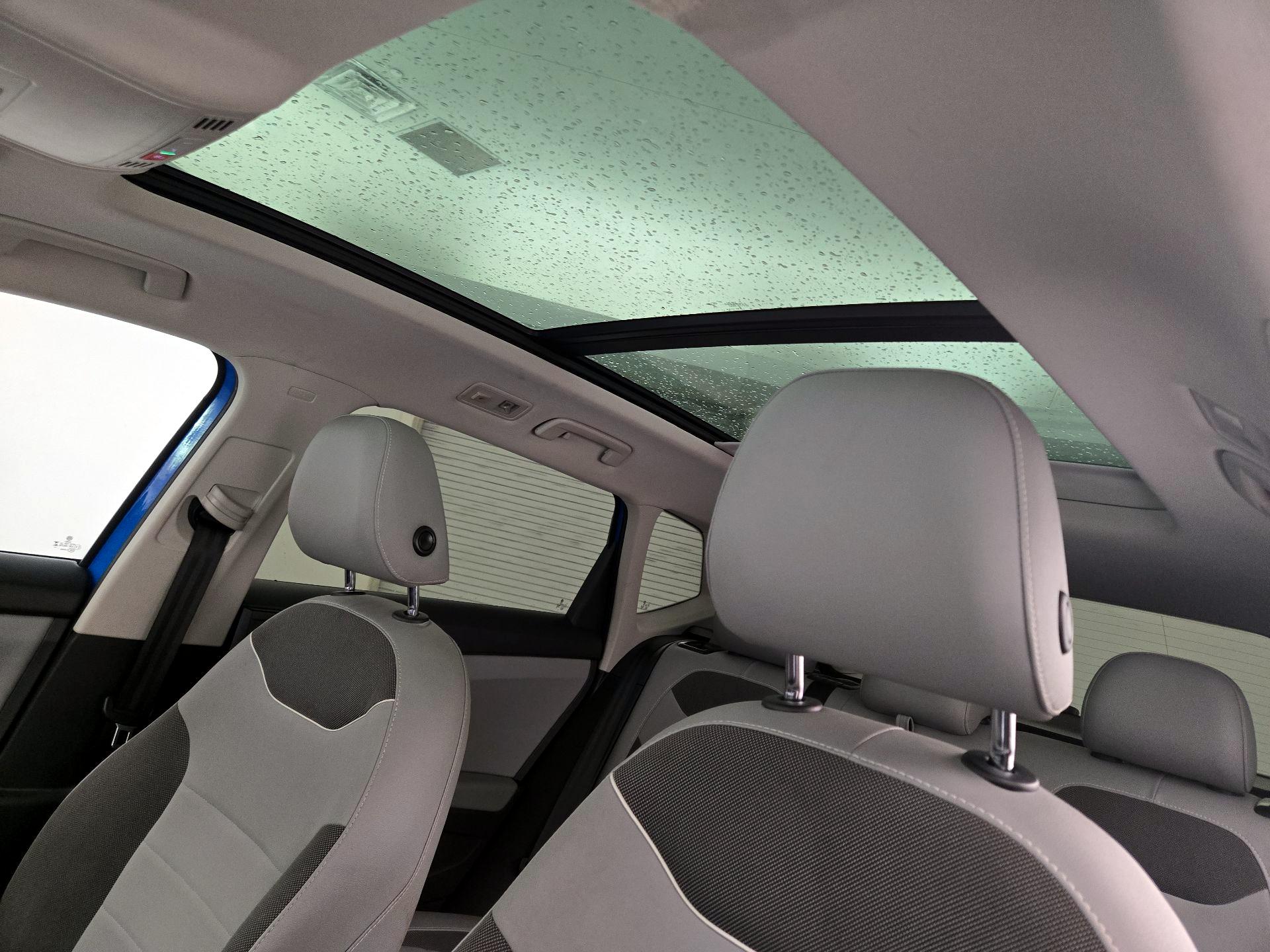 Thumbnail: 2023 Volkswagen Taos - 19