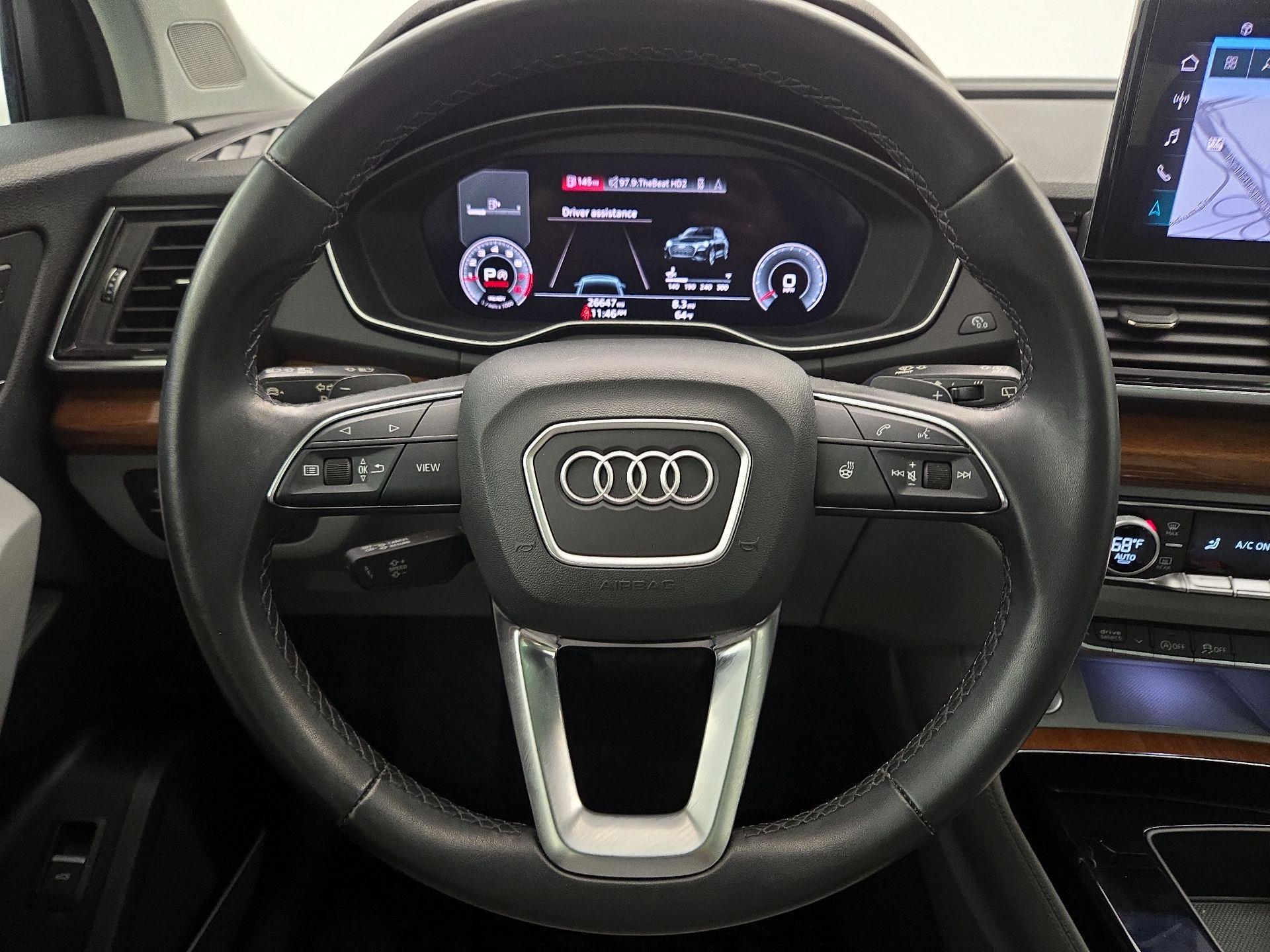 Thumbnail: 2022 Audi Q5 - 10