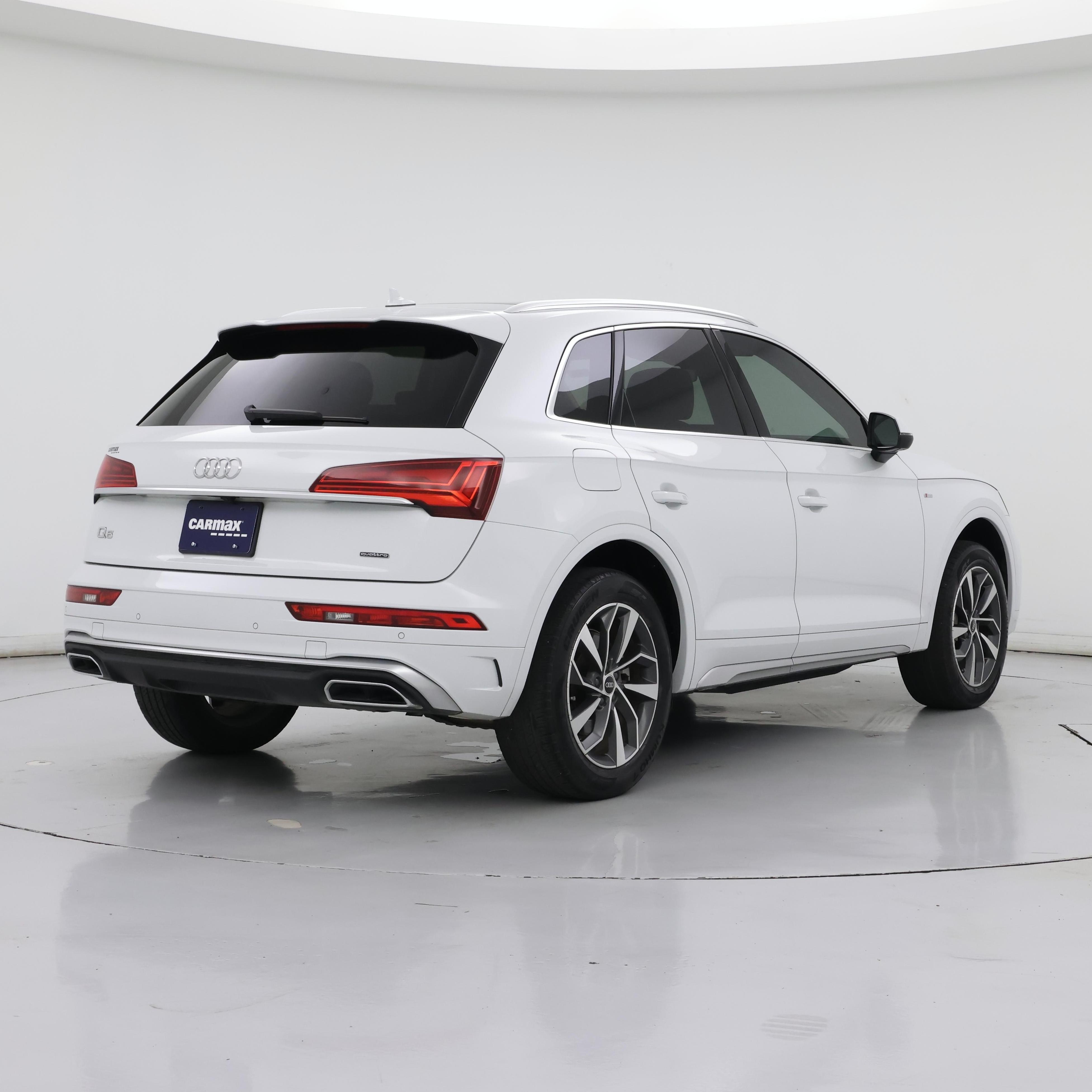 Thumbnail: 2022 Audi Q5 - 8