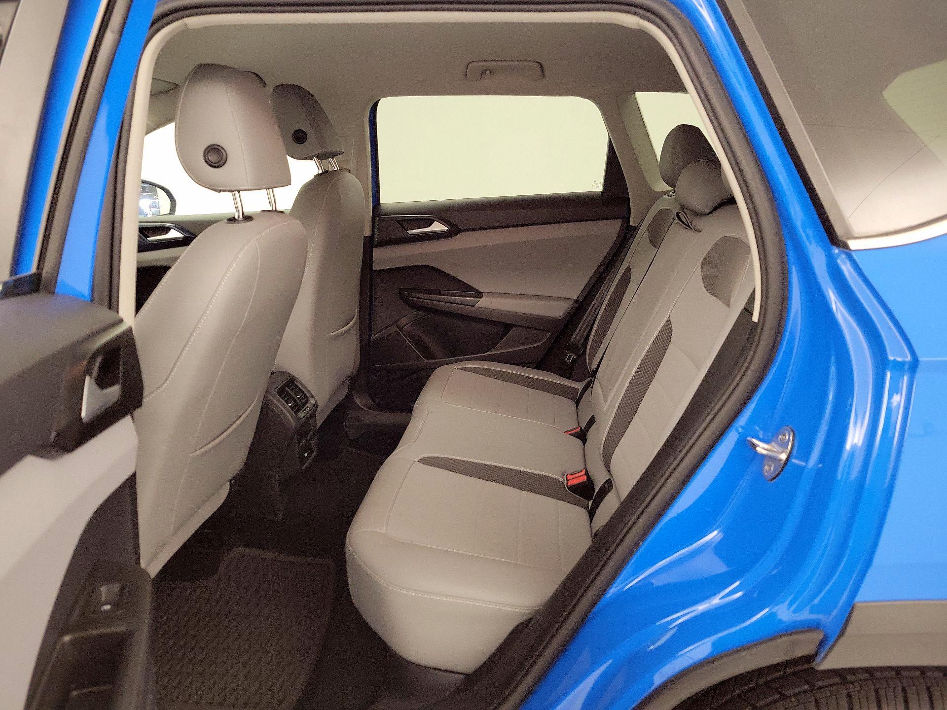 Thumbnail: 2022 Volkswagen Taos - 18