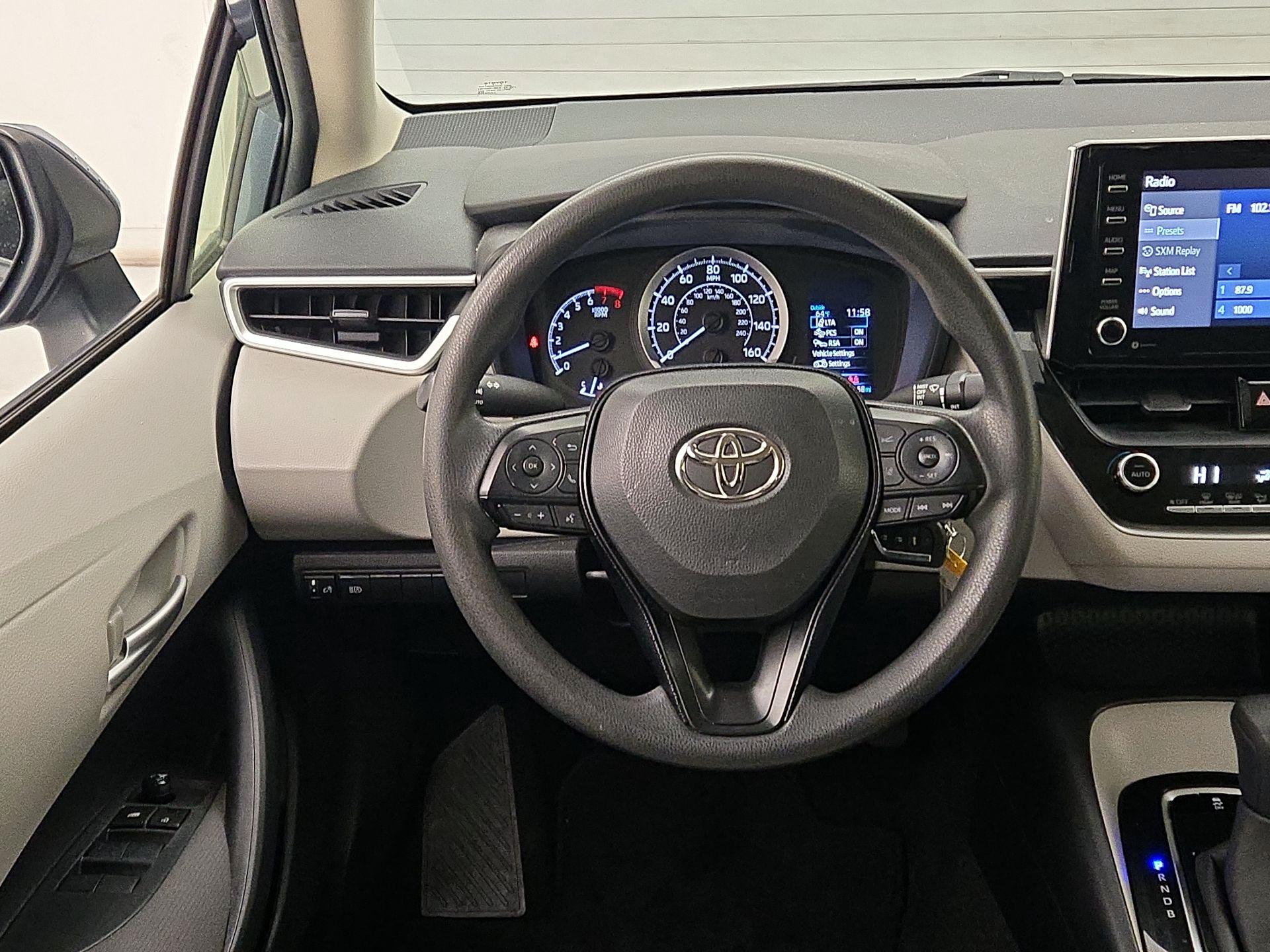 Thumbnail: 2021 Toyota Corolla - 10