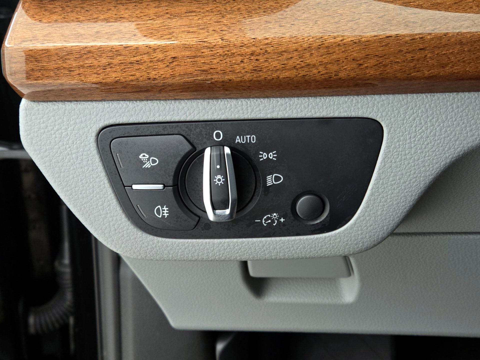 Thumbnail: 2022 Audi Q5 - 13