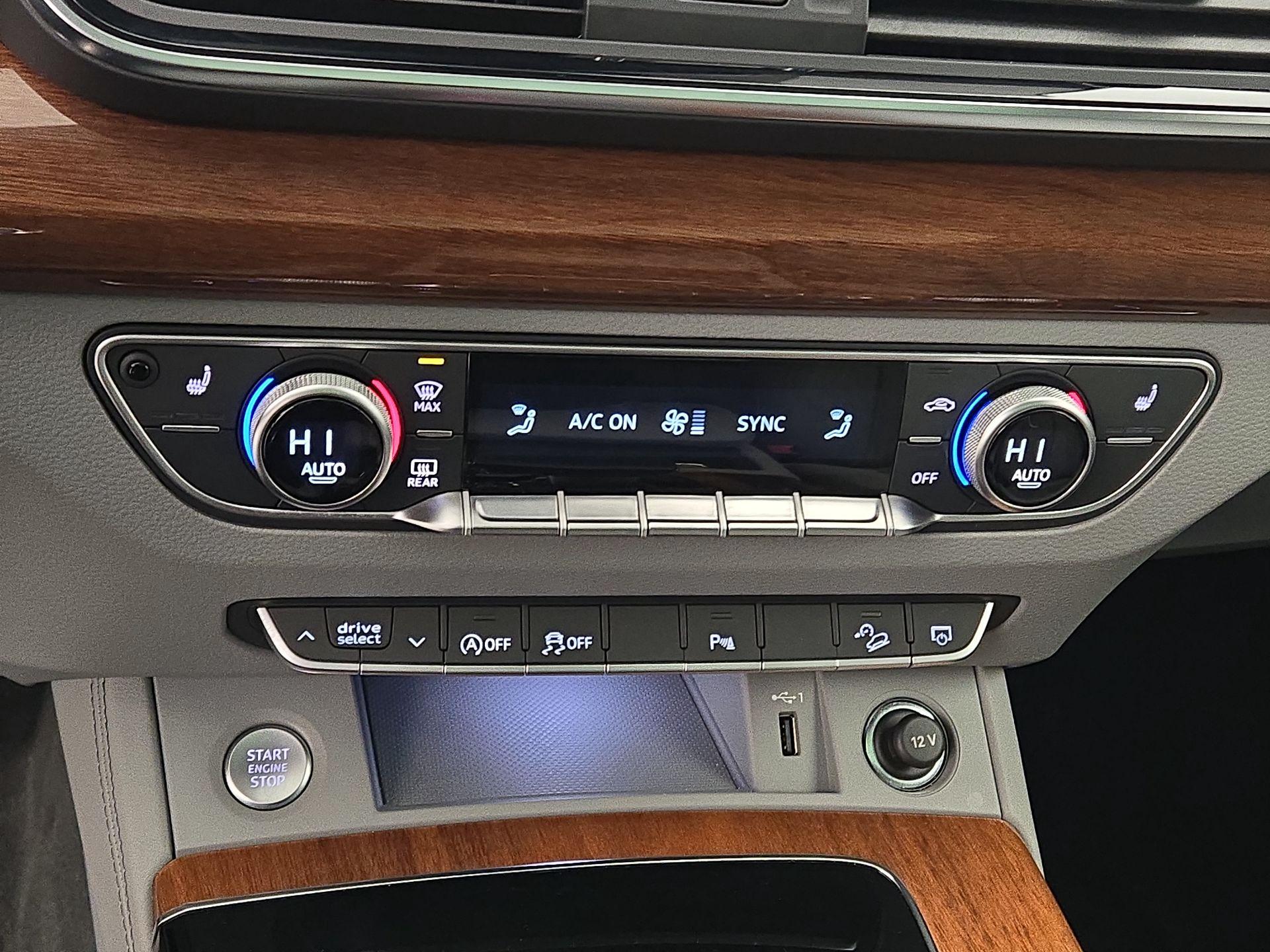 Thumbnail: 2022 Audi Q5 - 16