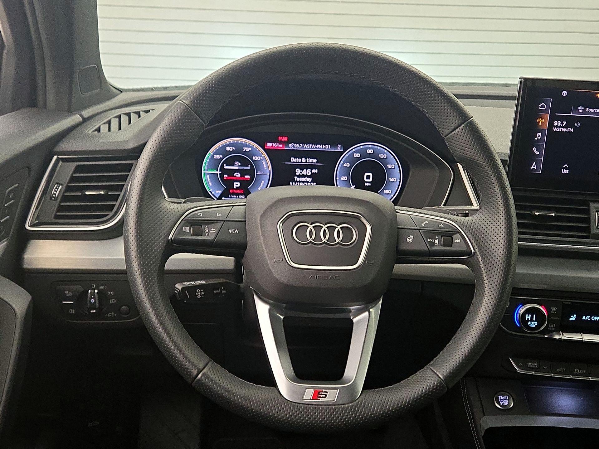 Thumbnail: 2024 Audi Q5 - 10