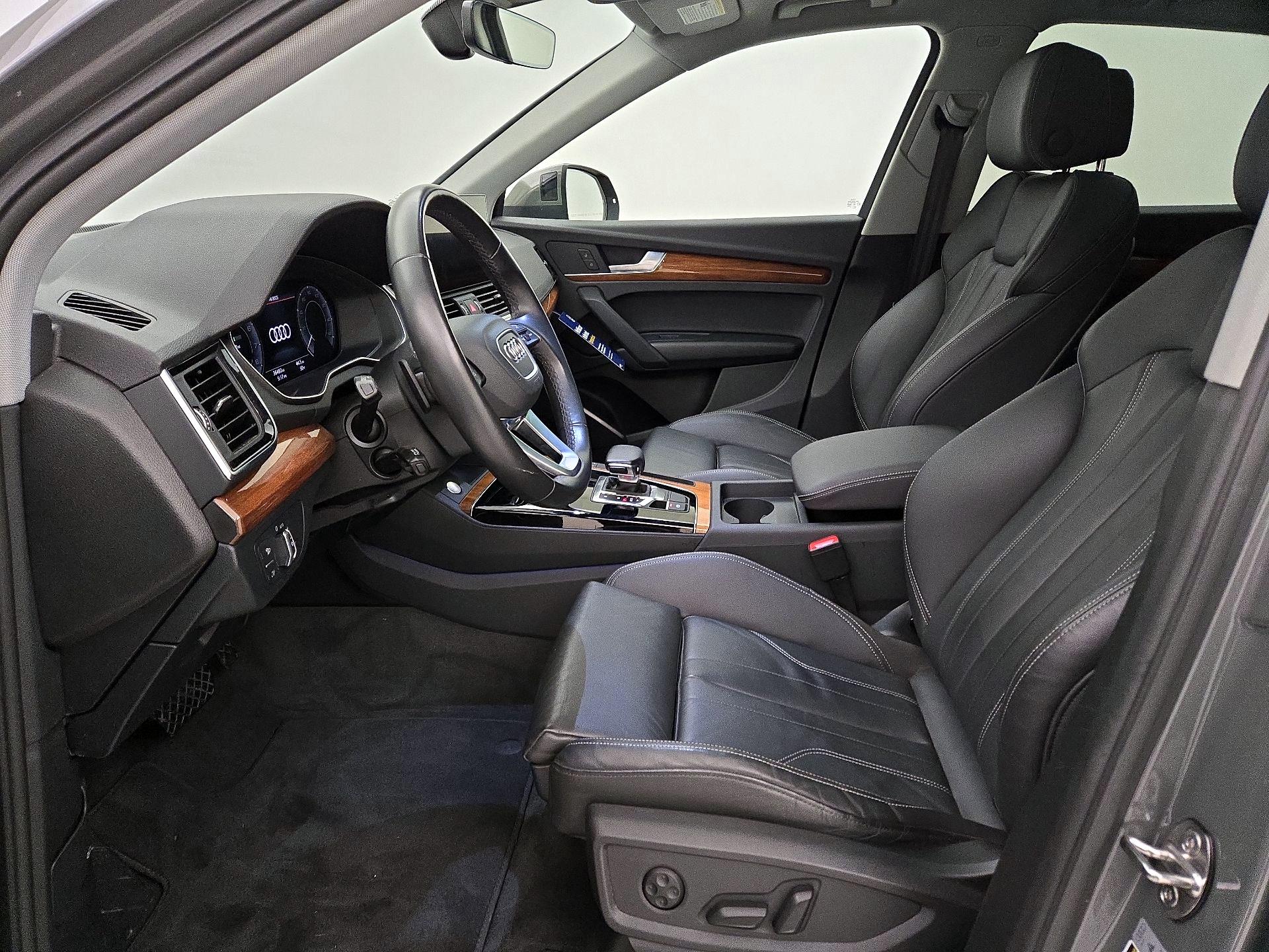 Thumbnail: 2023 Audi Q5 - 11