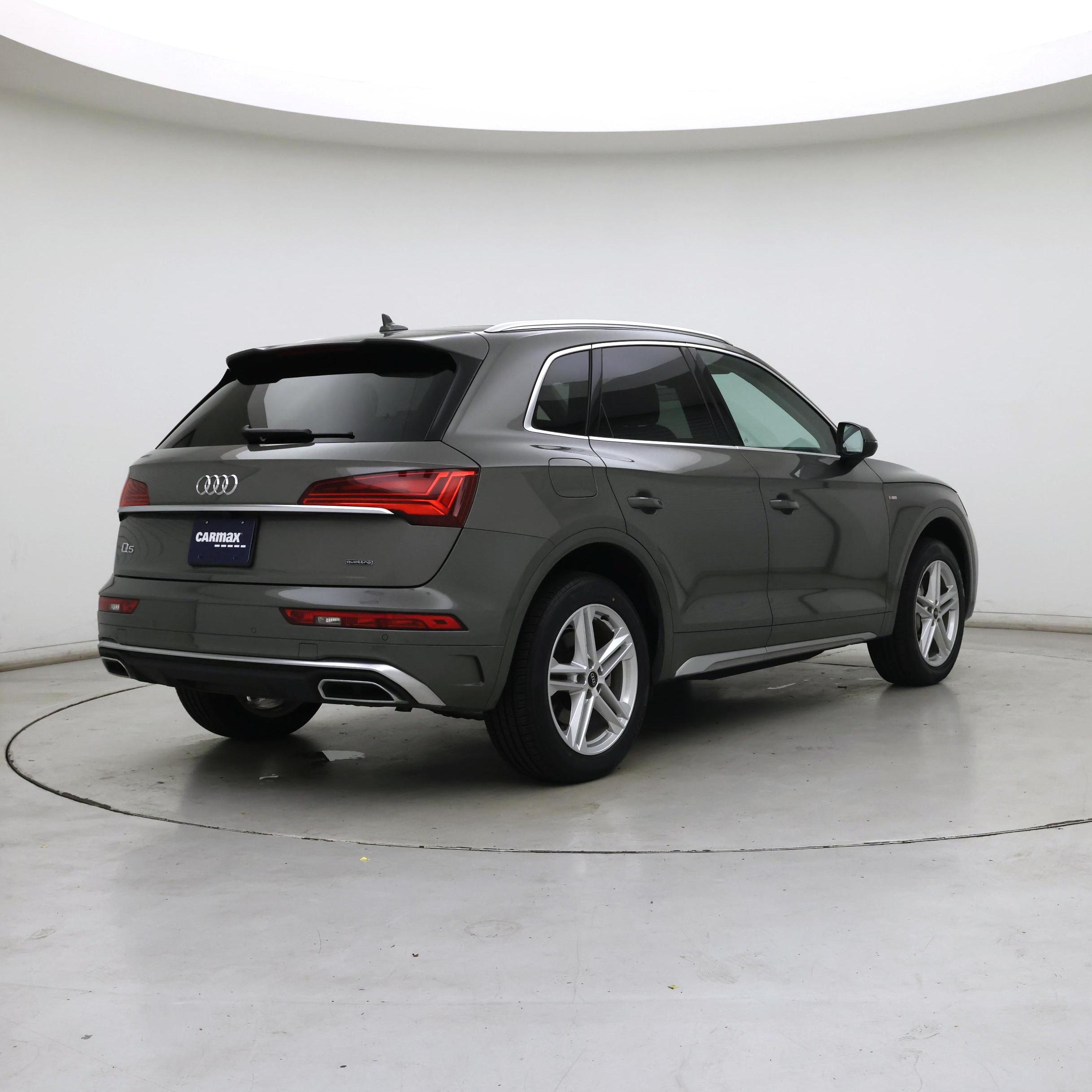 Thumbnail: 2023 Audi Q5 - 8