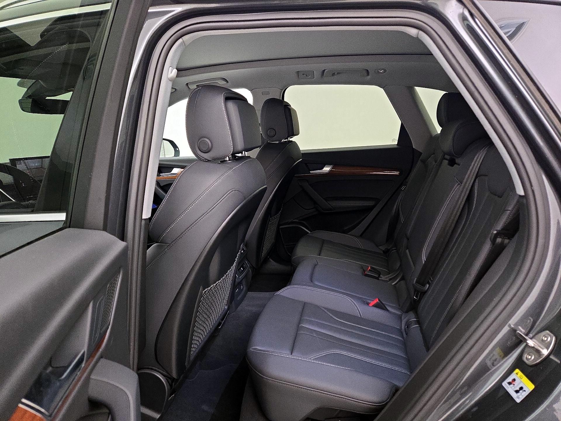 Thumbnail: 2024 Audi Q5 - 18