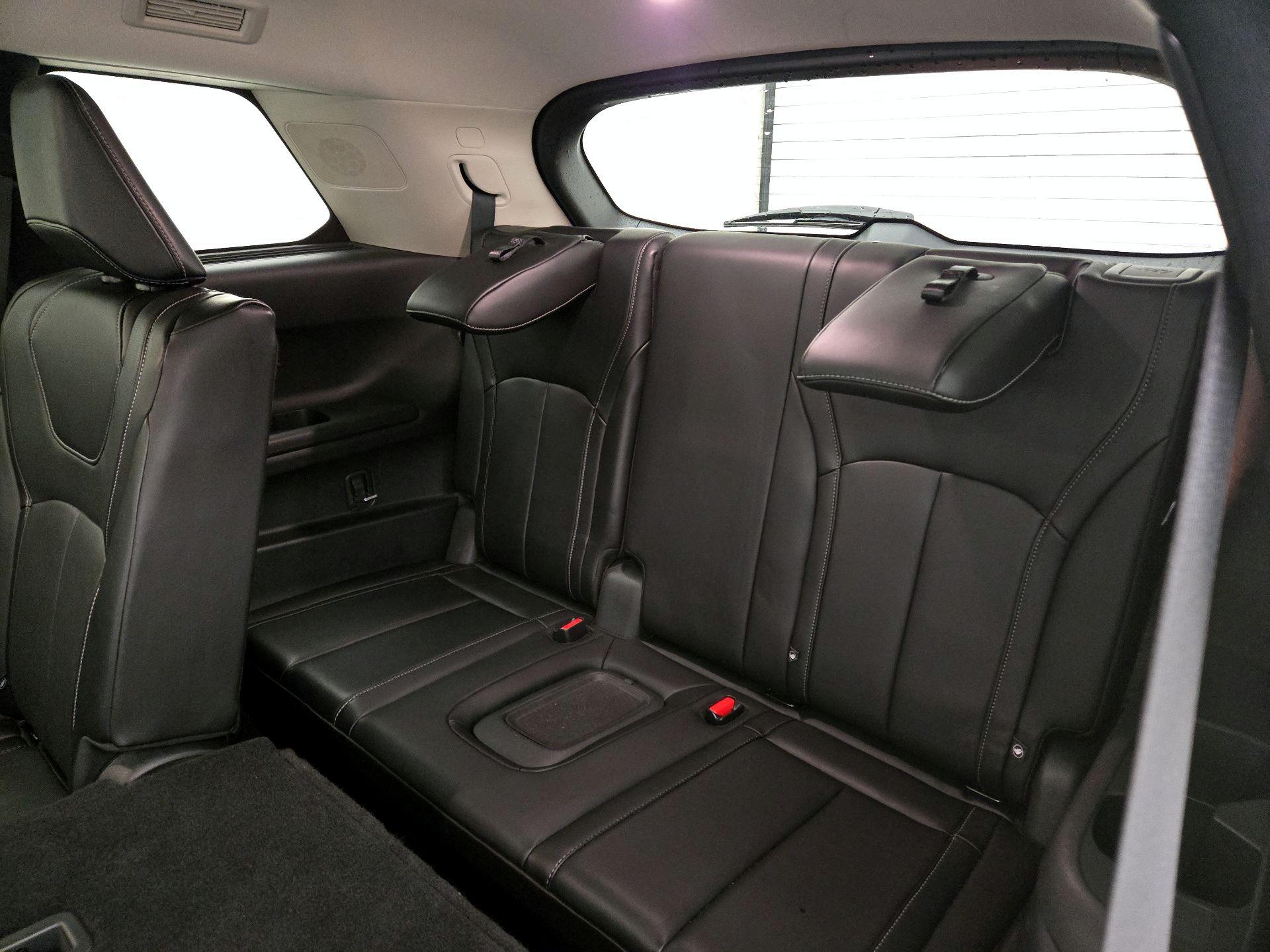 Thumbnail: 2023 INFINITI QX60 - 20