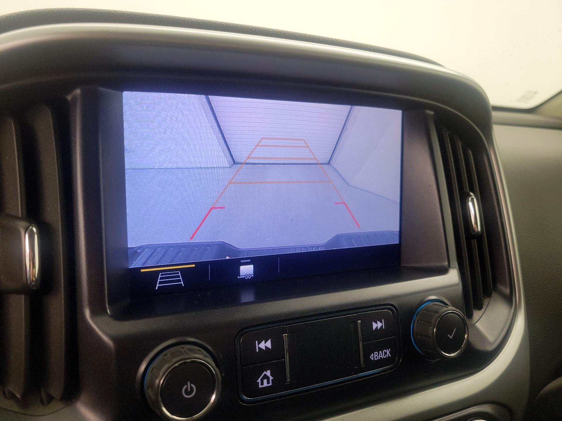 Thumbnail: 2022 Chevrolet Colorado - 15