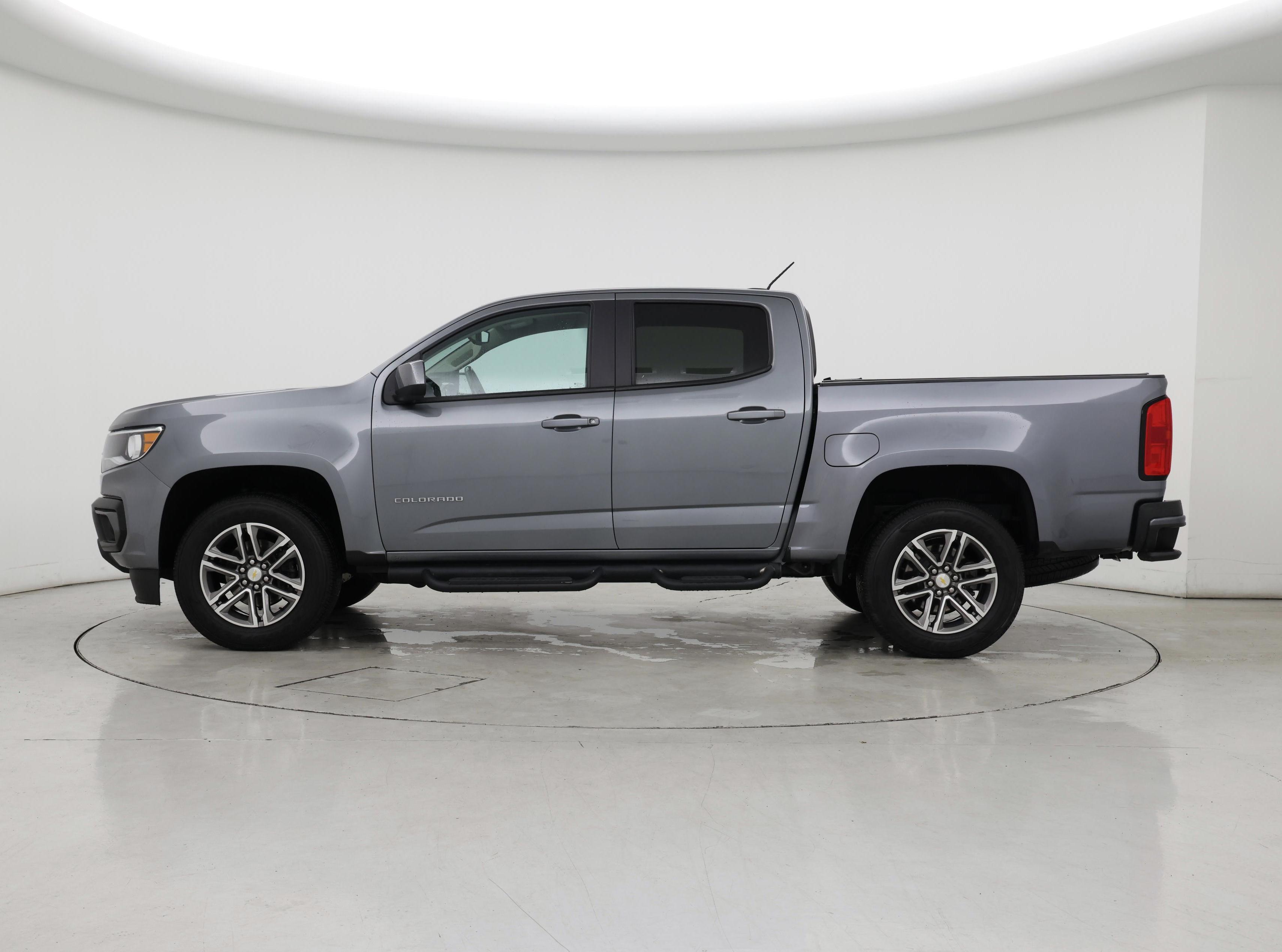 Thumbnail: 2022 Chevrolet Colorado - 3