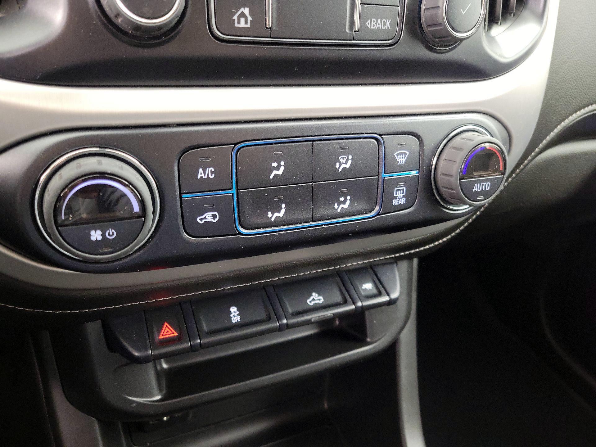 Thumbnail: 2022 GMC Canyon - 16